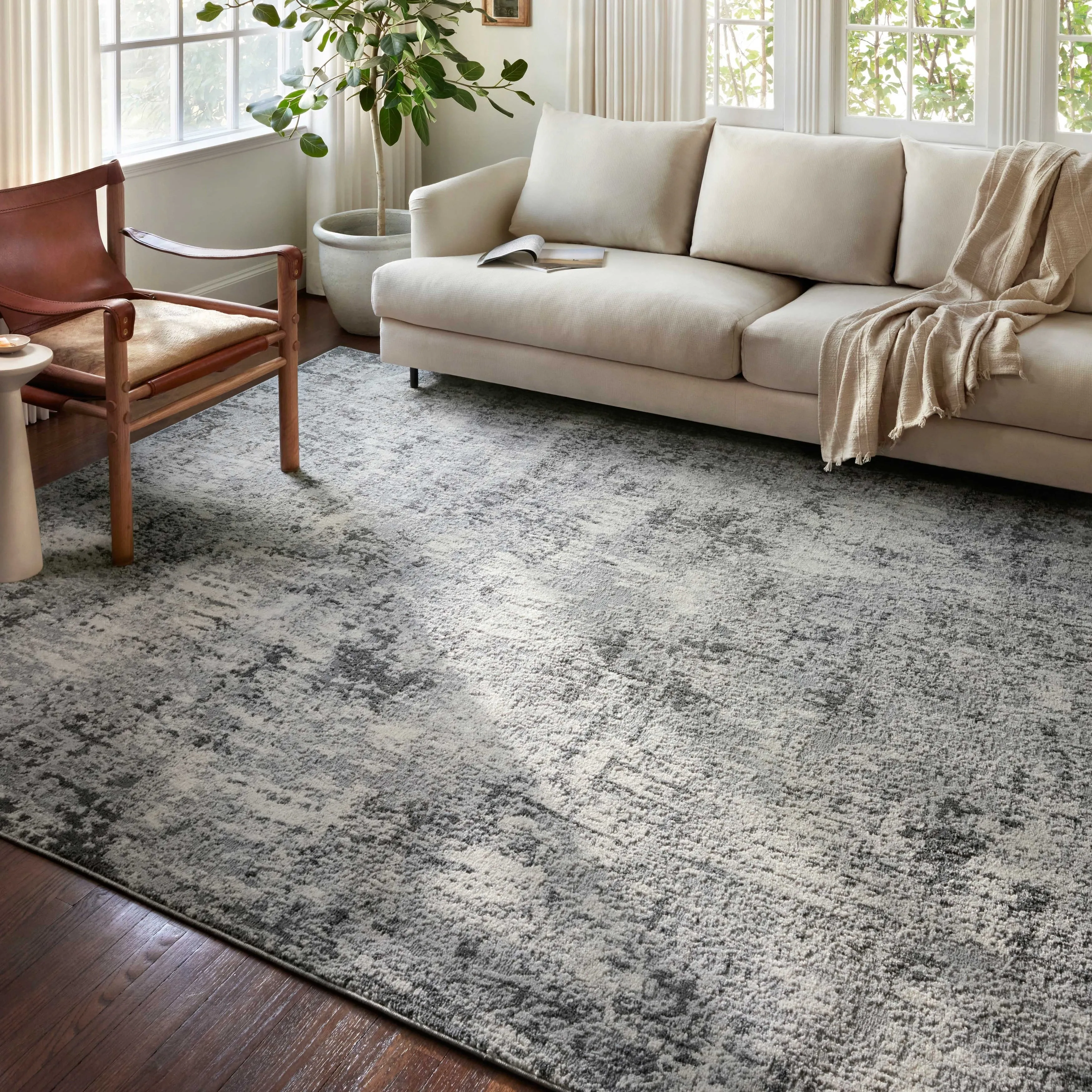 Alexander Home Grant Modern Abstract Area Rug