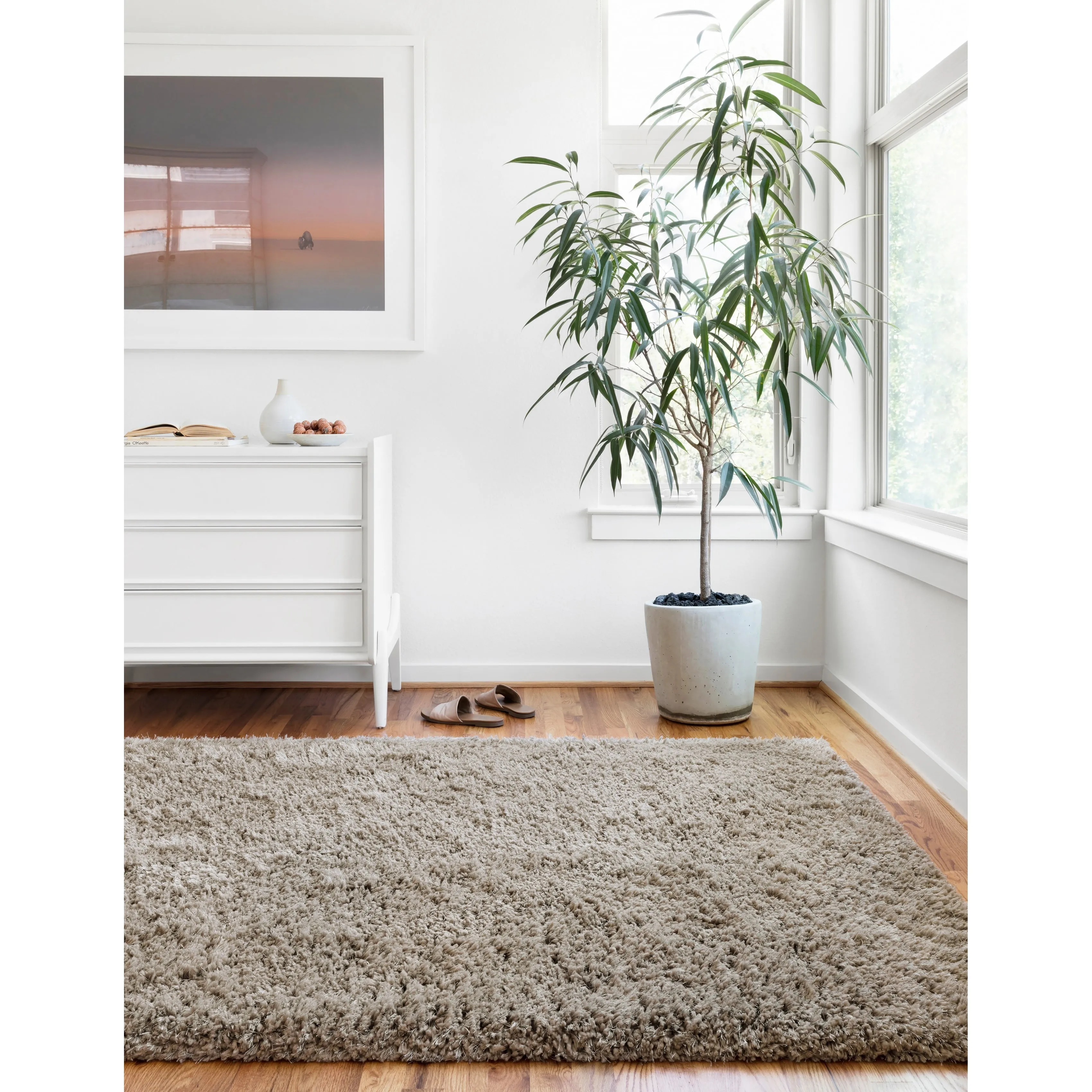 Alexander Home Laura Hand-tufted Modern Shag Area Rug