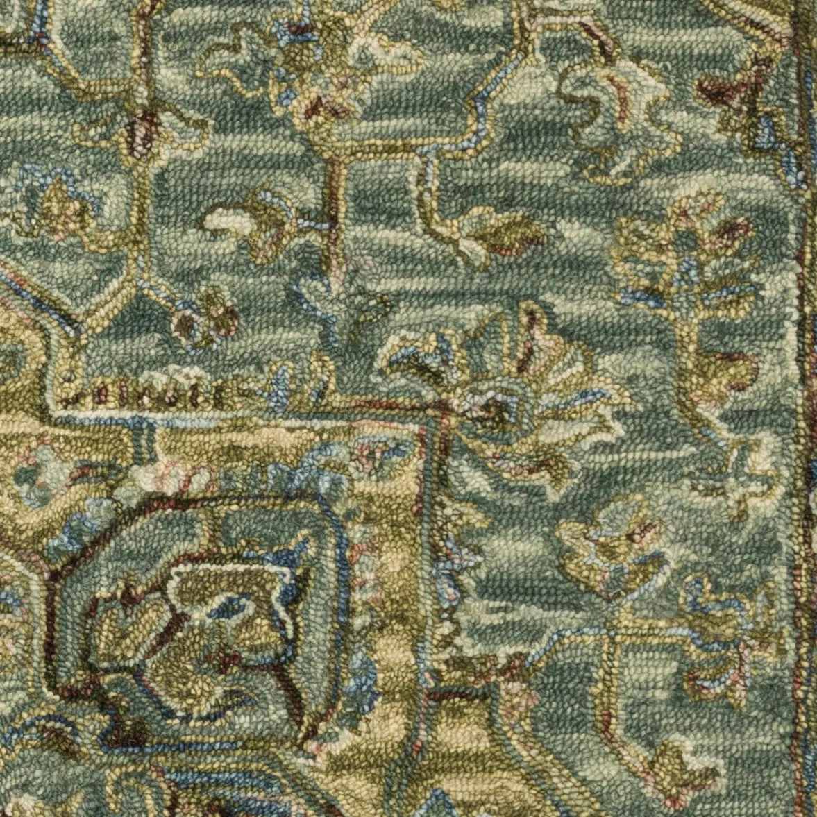 Alexander Home Madeline Hand-hooked Wool Medallion Area Rug