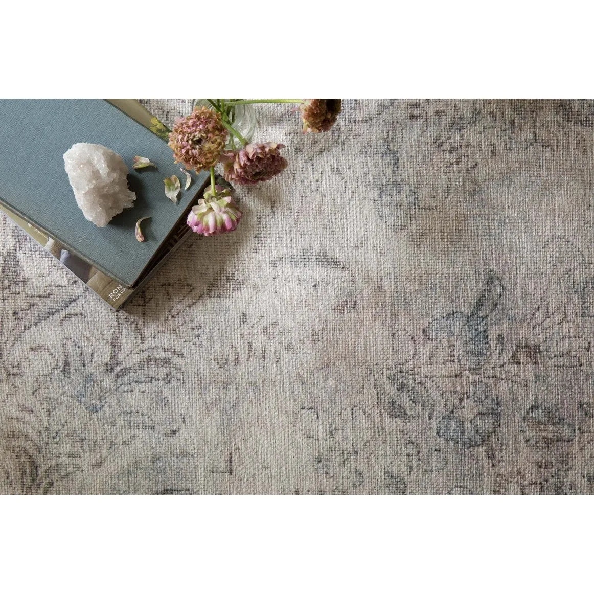 Alexander Home Tremezzina Printed Medallion Shabby Chic Distressed Rug