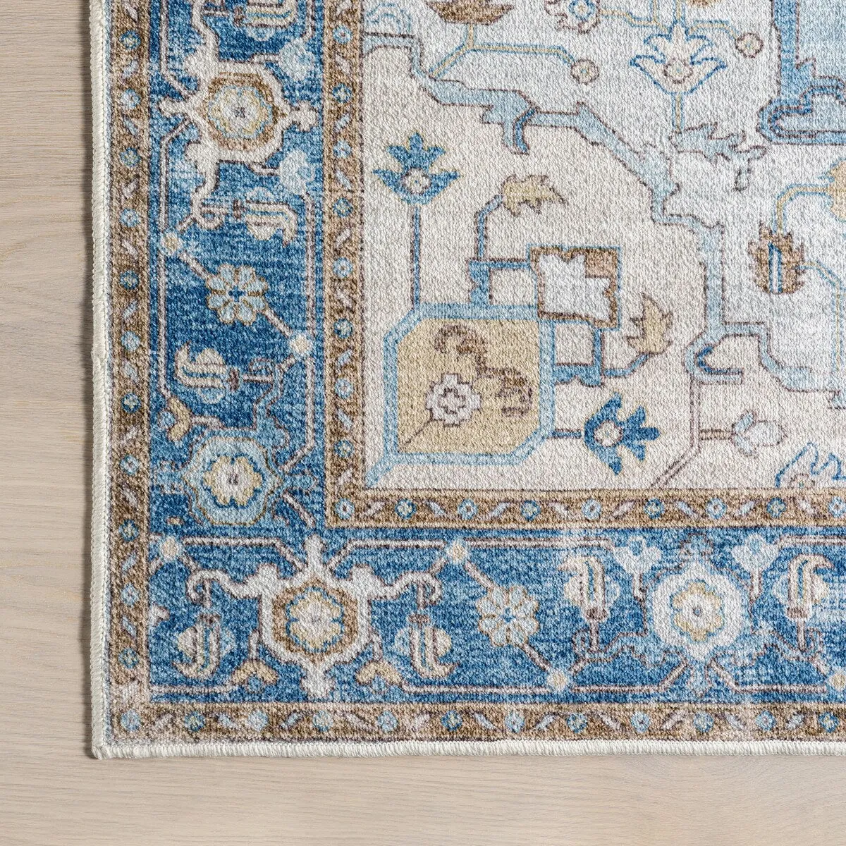 Amaryllis Medallion Machine Washable Area Rug
