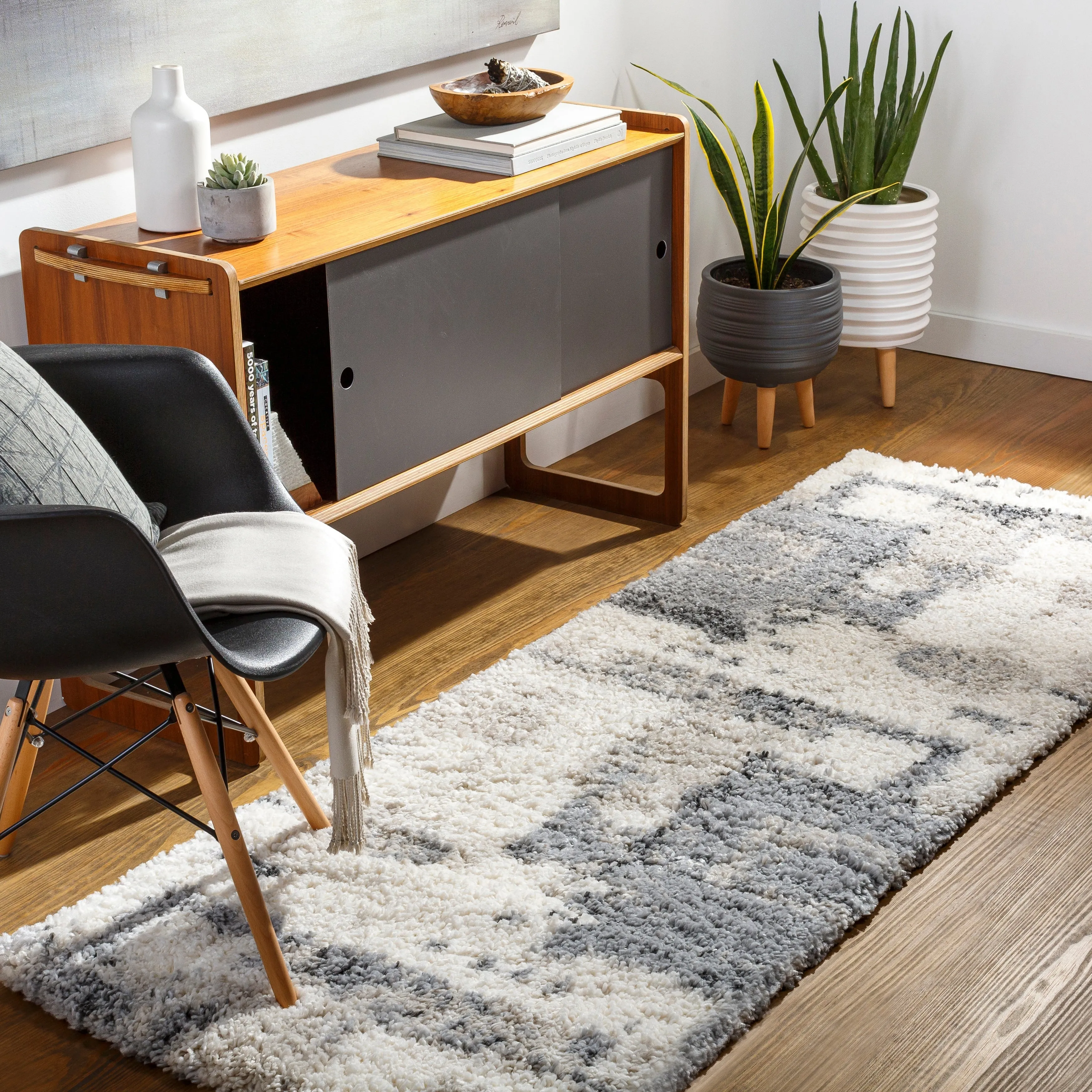 Artistic Weavers Aquino Modern Shag Rug