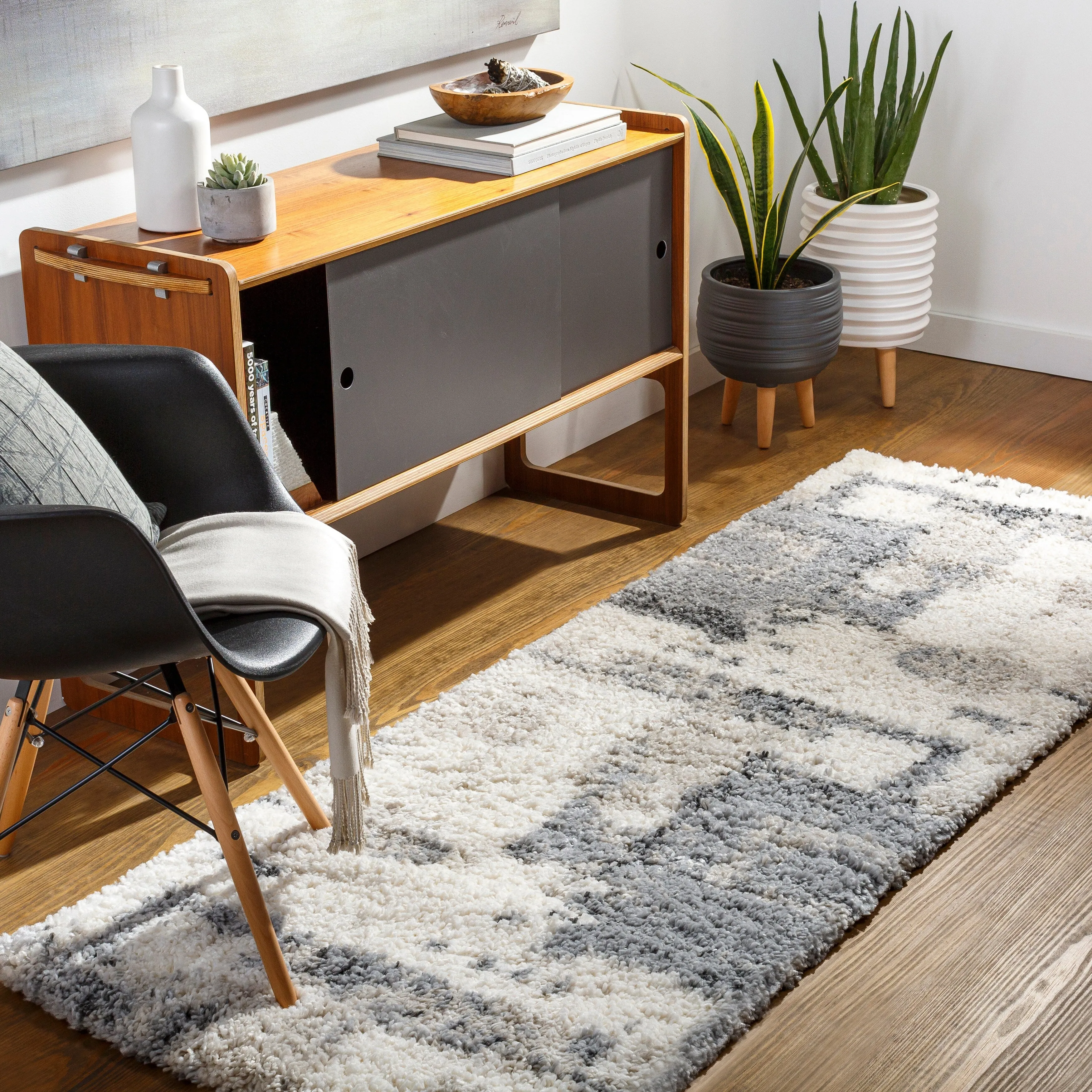 Artistic Weavers Aquino Modern Shag Rug