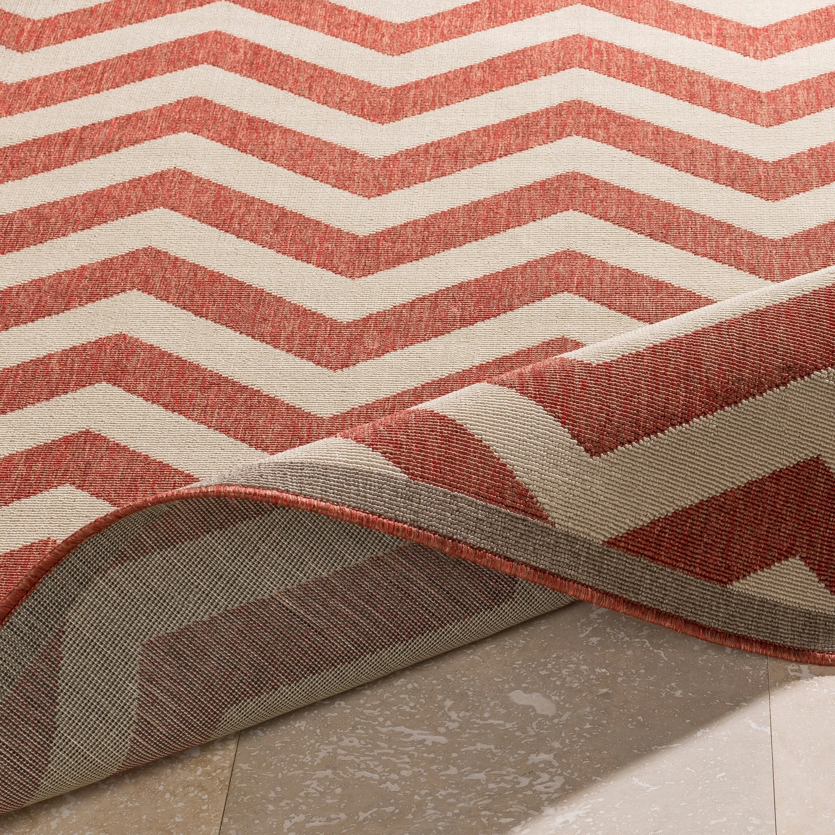 Artistic Weavers Chevron Stripe Indoor/ Outdoor Area Rug