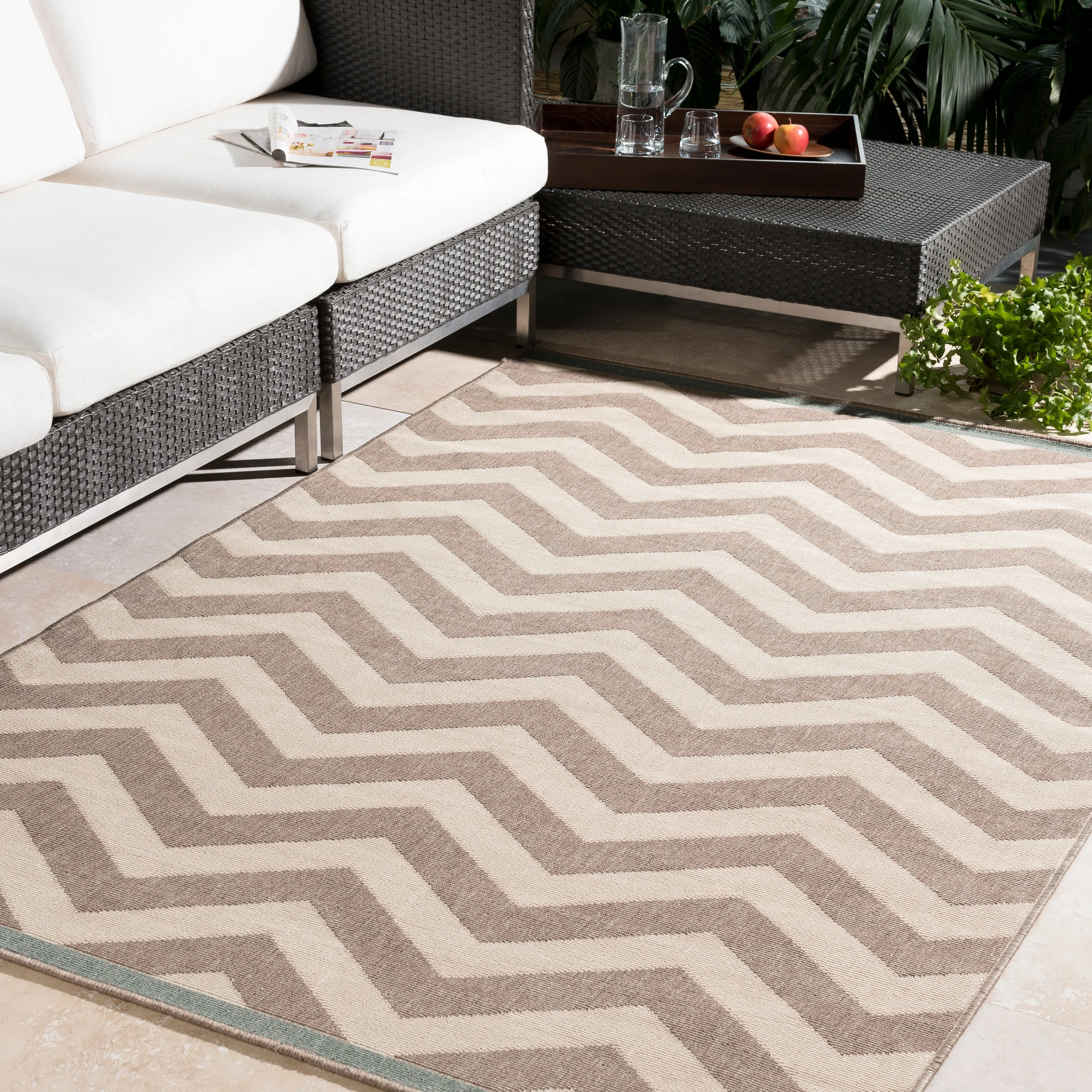 Artistic Weavers Chevron Stripe Indoor/ Outdoor Area Rug