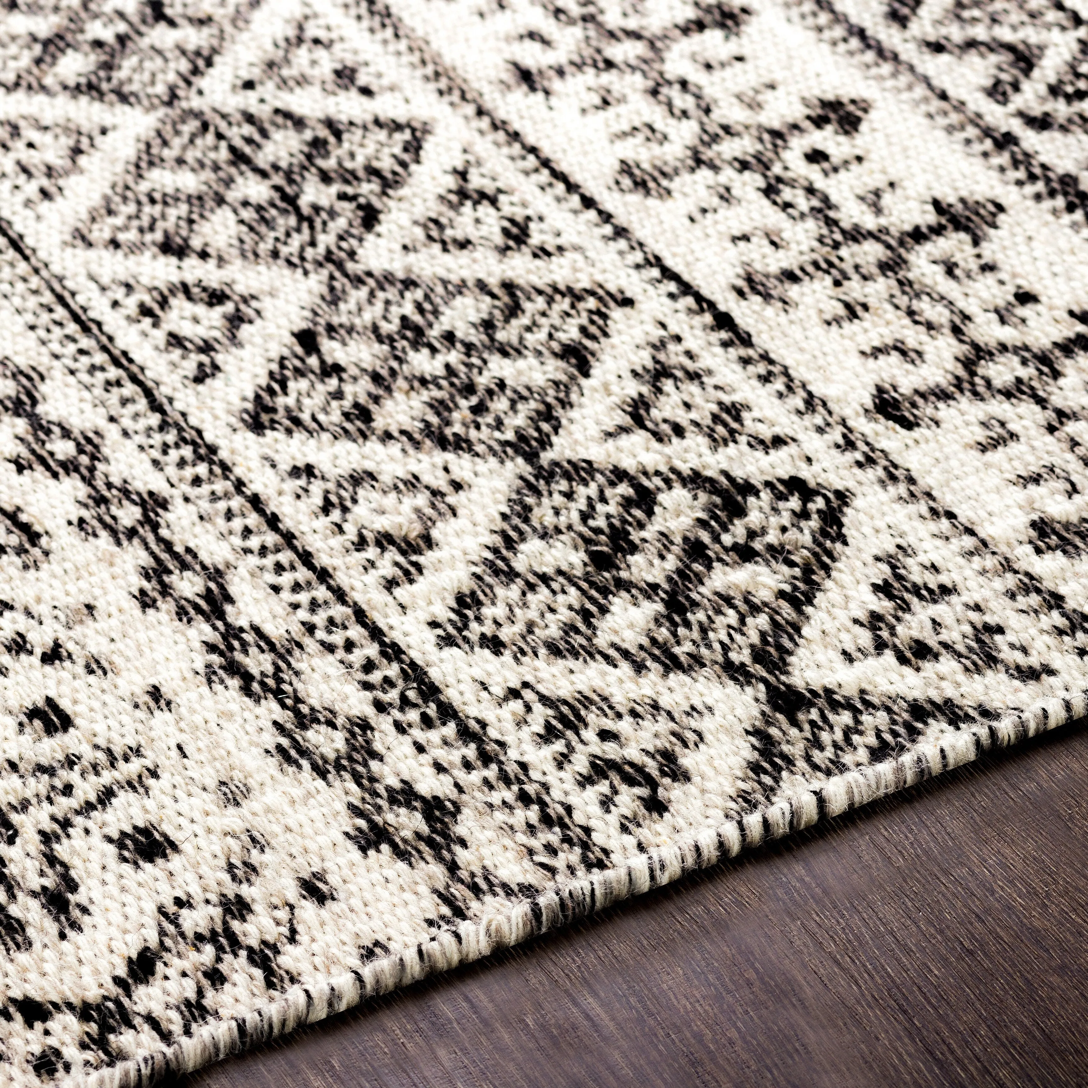 Artistic Weavers Shobha Handmade Wool Boho Area Rug