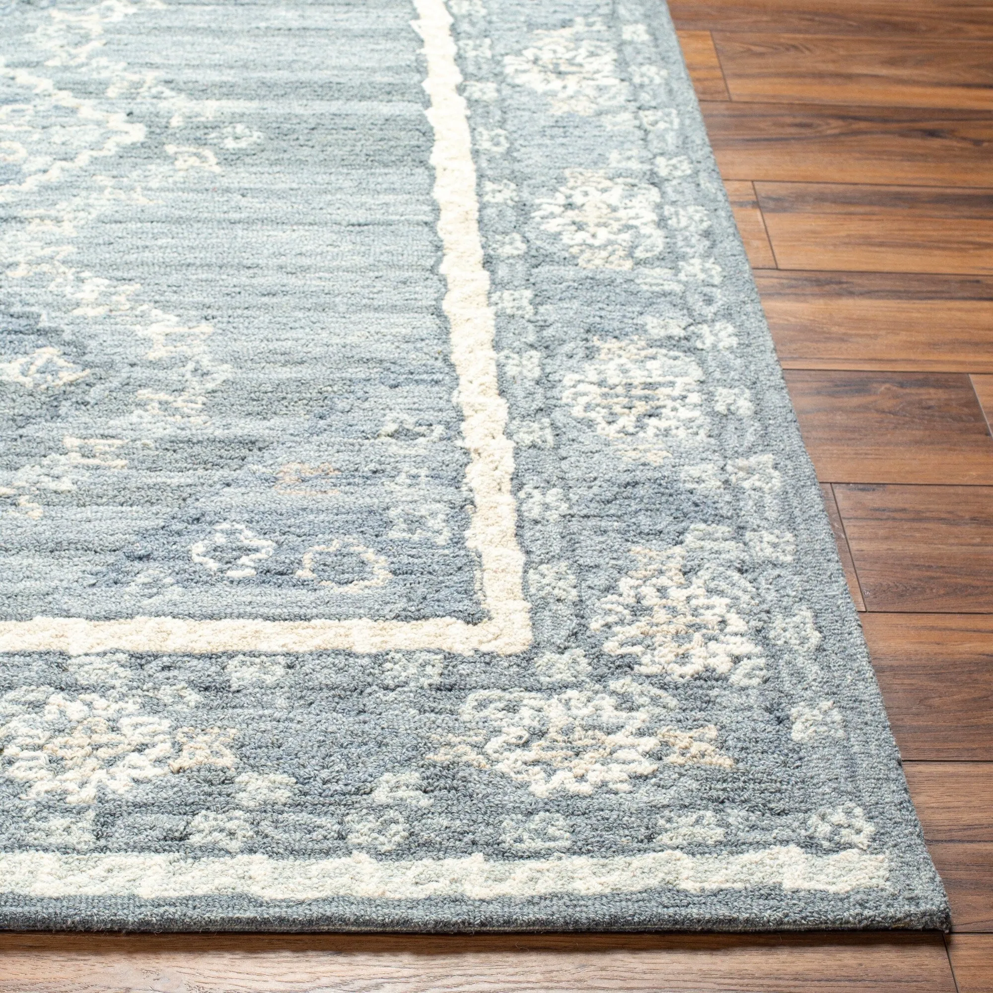 Awate Traditional Area Rug