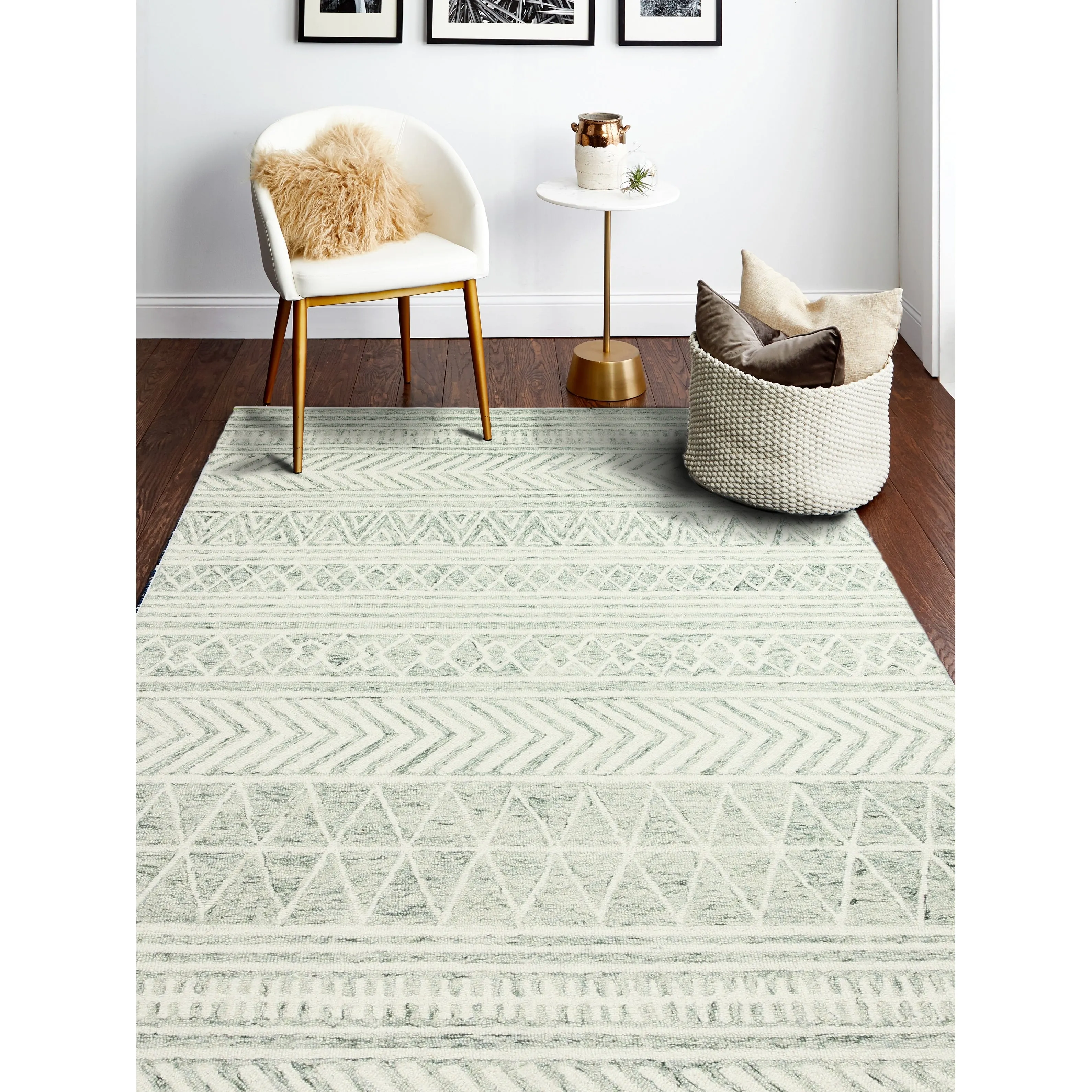 Bashian Nuncio Transitional Hand Tufted Area Rug