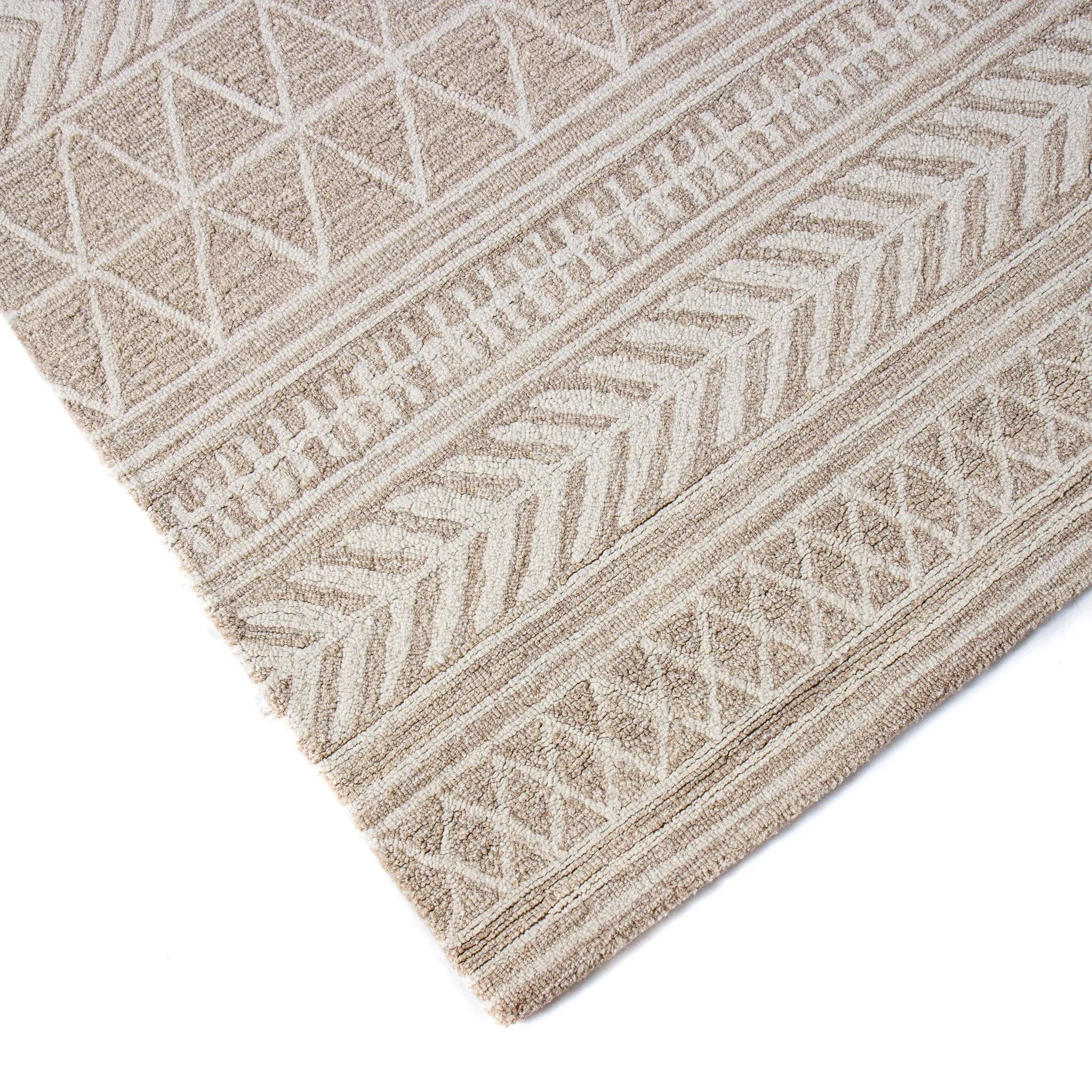 Bashian Nuncio Transitional Hand Tufted Area Rug