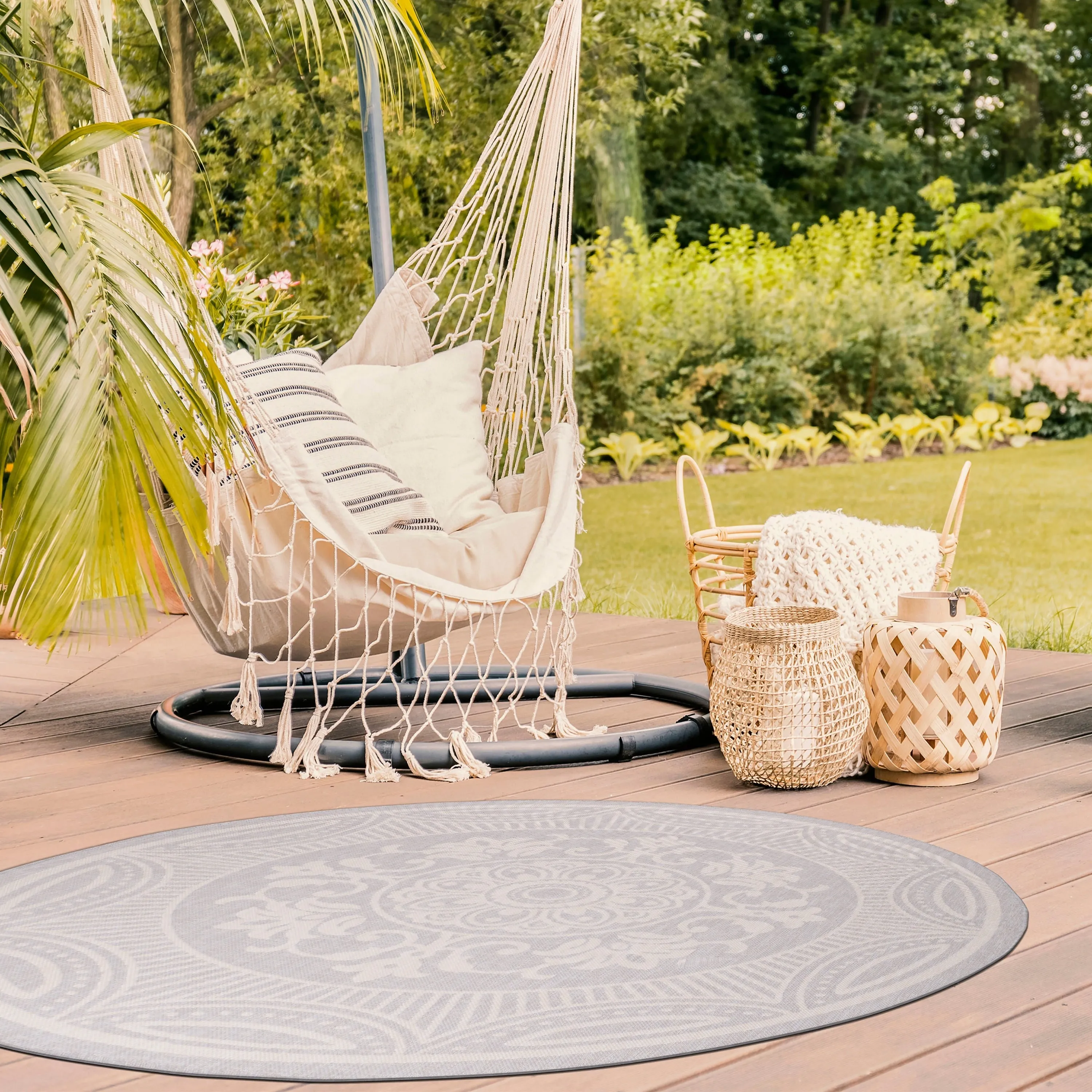 Beverly Rug Medallion Modern Indoor Outdoor Washable Area Rug