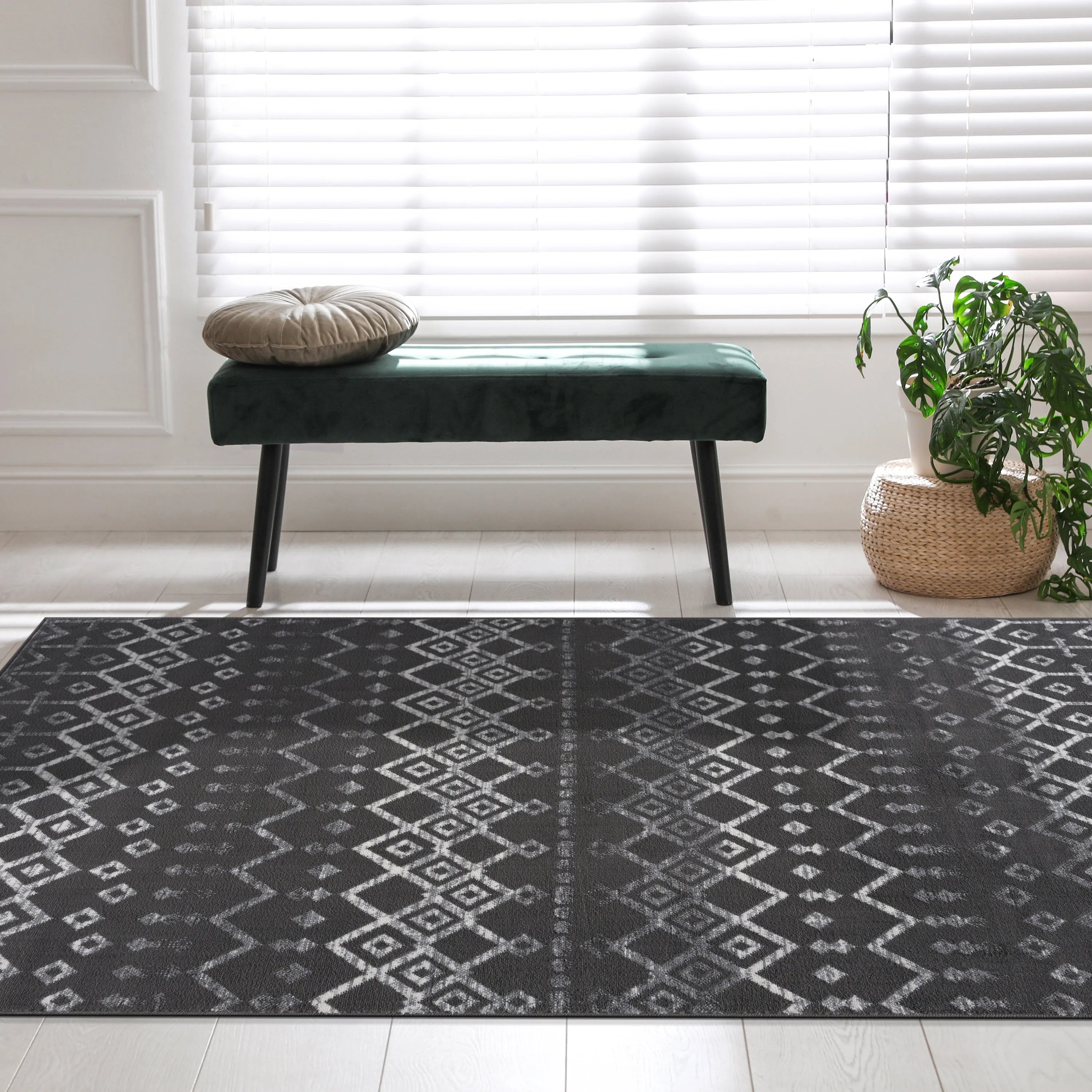 Beverly Rug Modern Bohemian Trellis Indoor Area Rug with Jute Backing for Living Room. Kitchen. Bedroom