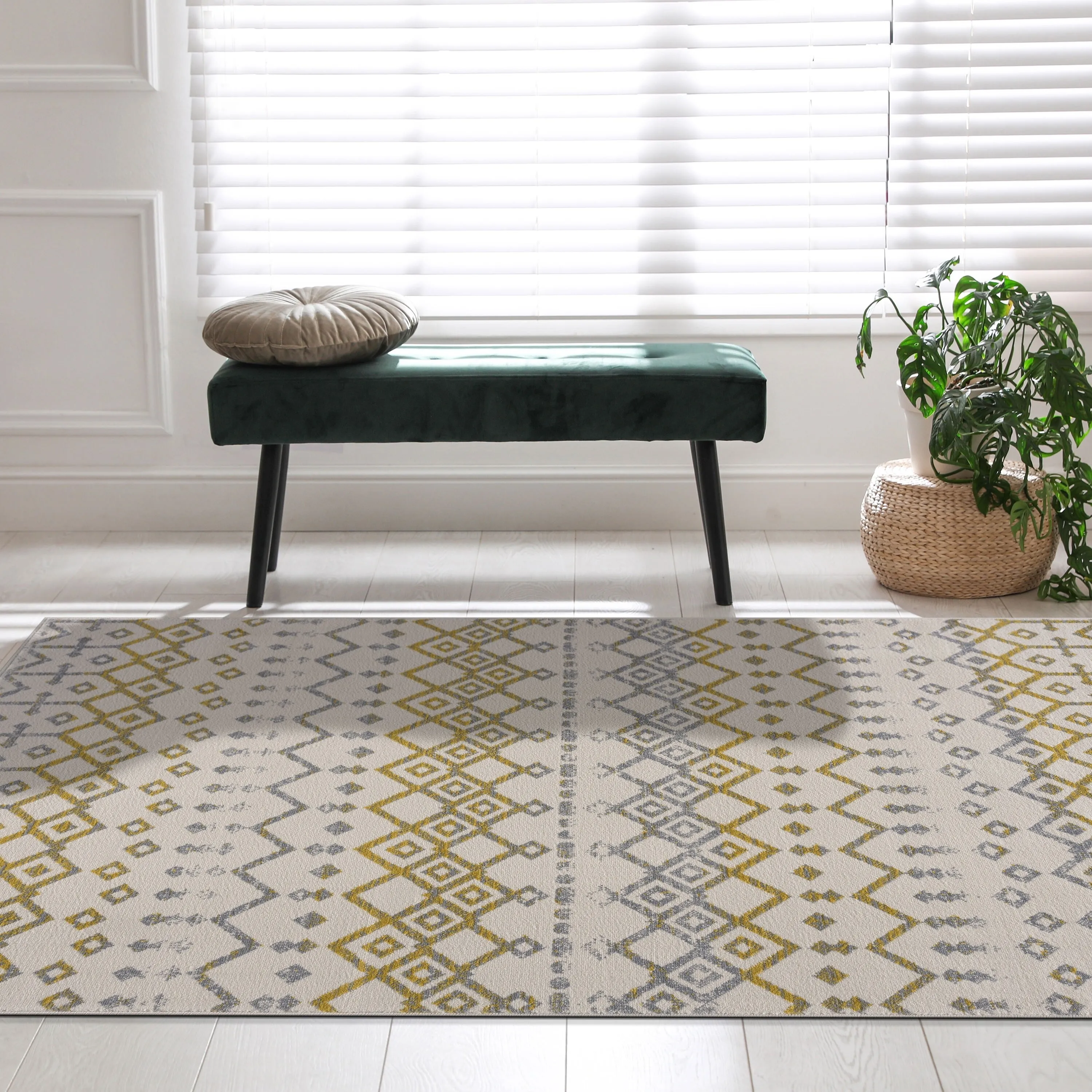 Beverly Rug Modern Bohemian Trellis Indoor Area Rug with Jute Backing for Living Room. Kitchen. Bedroom