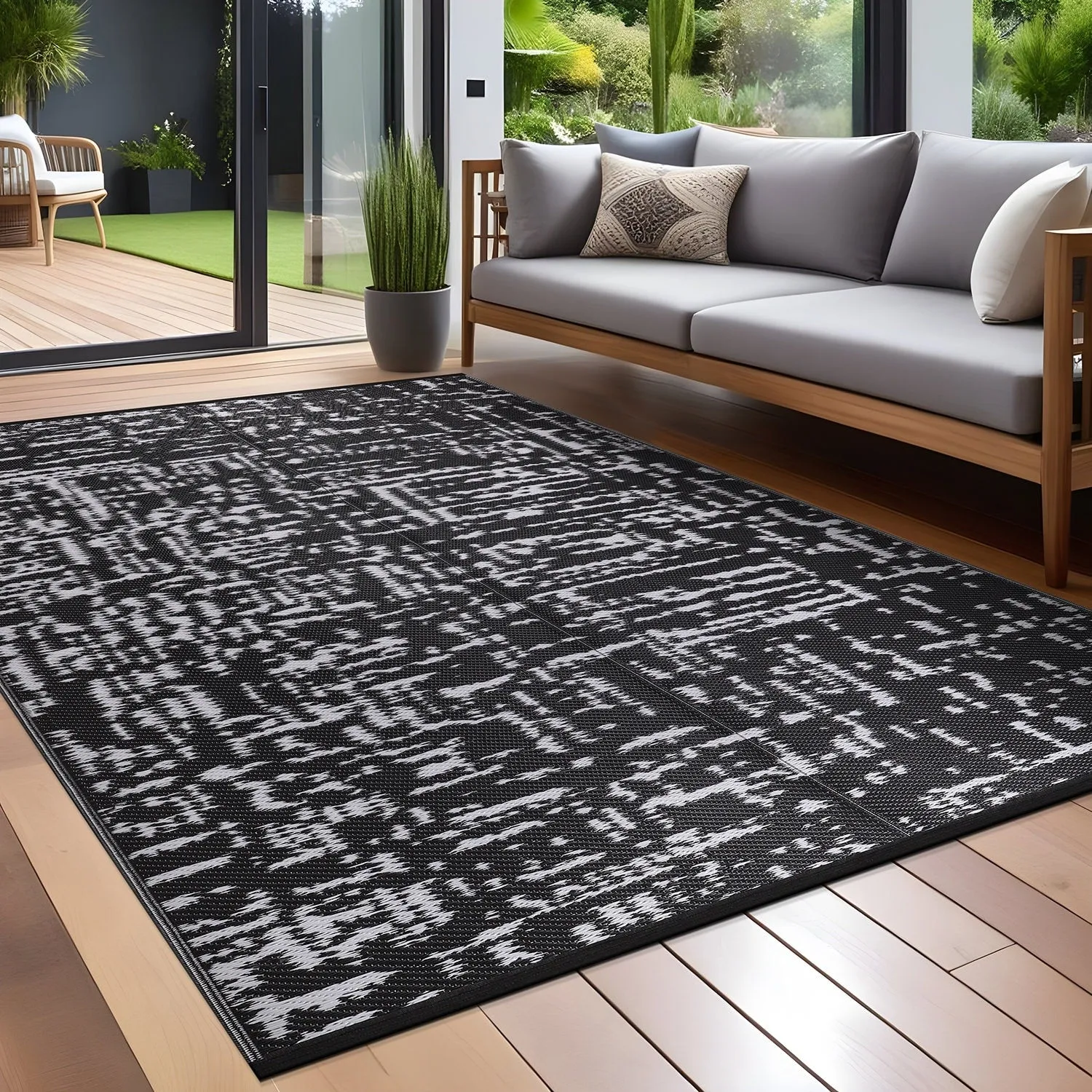 Beverly Rug Reversible Mats Plastic Outdoor Rug for Camping. Patio. Backyard. RV. Picnic. Deck