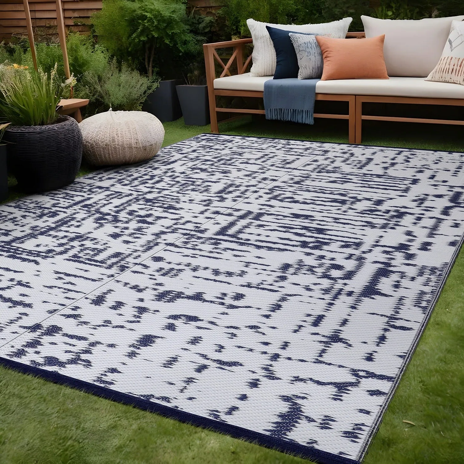 Beverly Rug Reversible Mats Plastic Outdoor Rug for Camping. Patio. Backyard. RV. Picnic. Deck