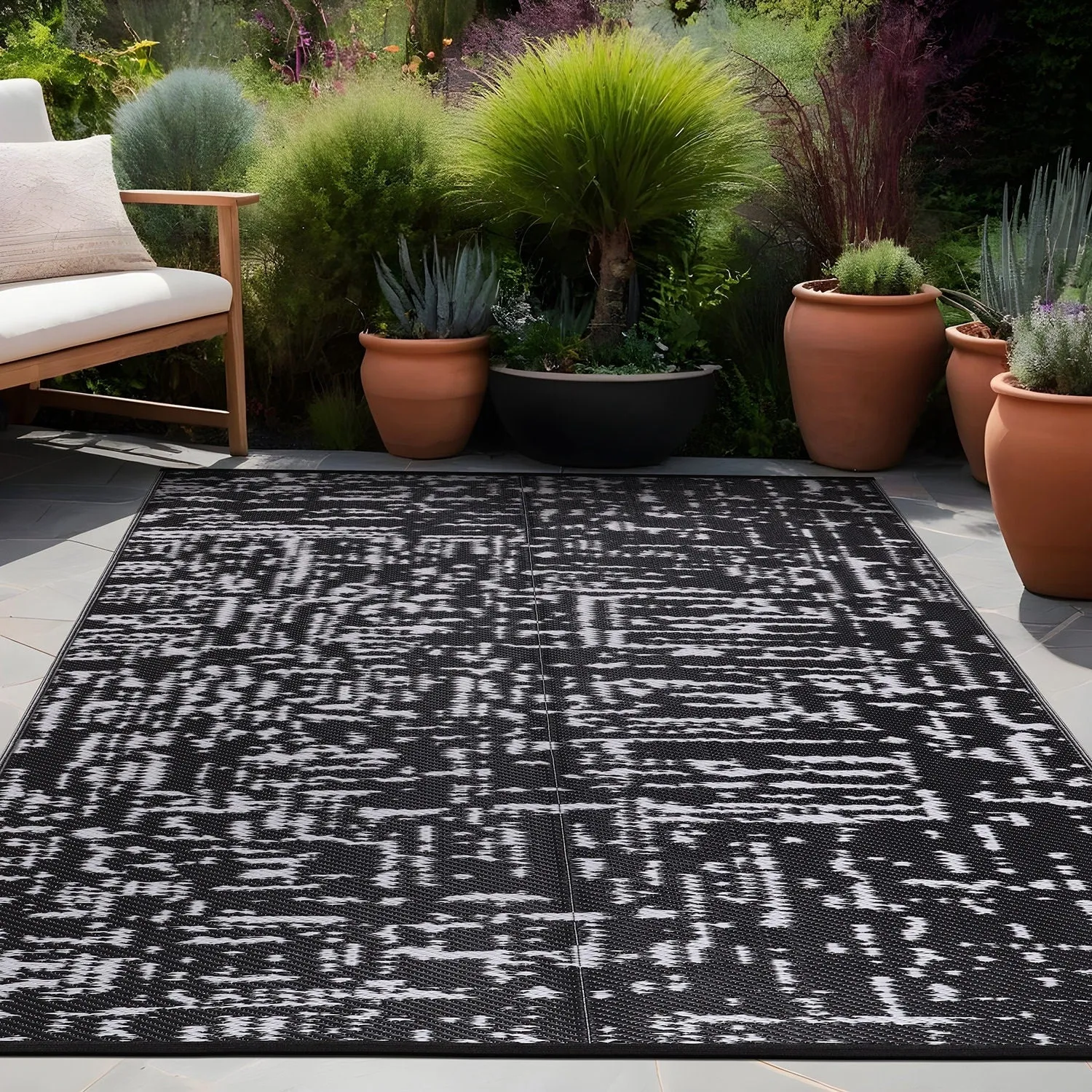 Beverly Rug Reversible Mats Plastic Outdoor Rug for Camping. Patio. Backyard. RV. Picnic. Deck