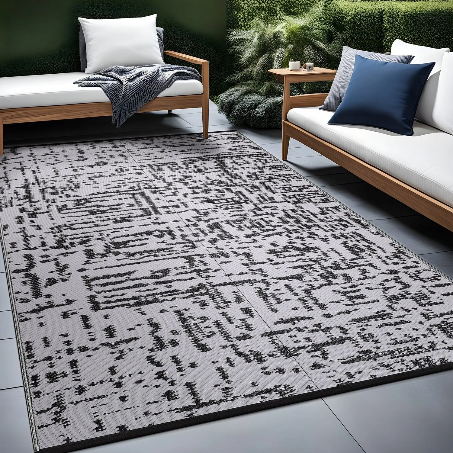 Beverly Rug Reversible Mats Plastic Outdoor Rug for Camping. Patio. Backyard. RV. Picnic. Deck