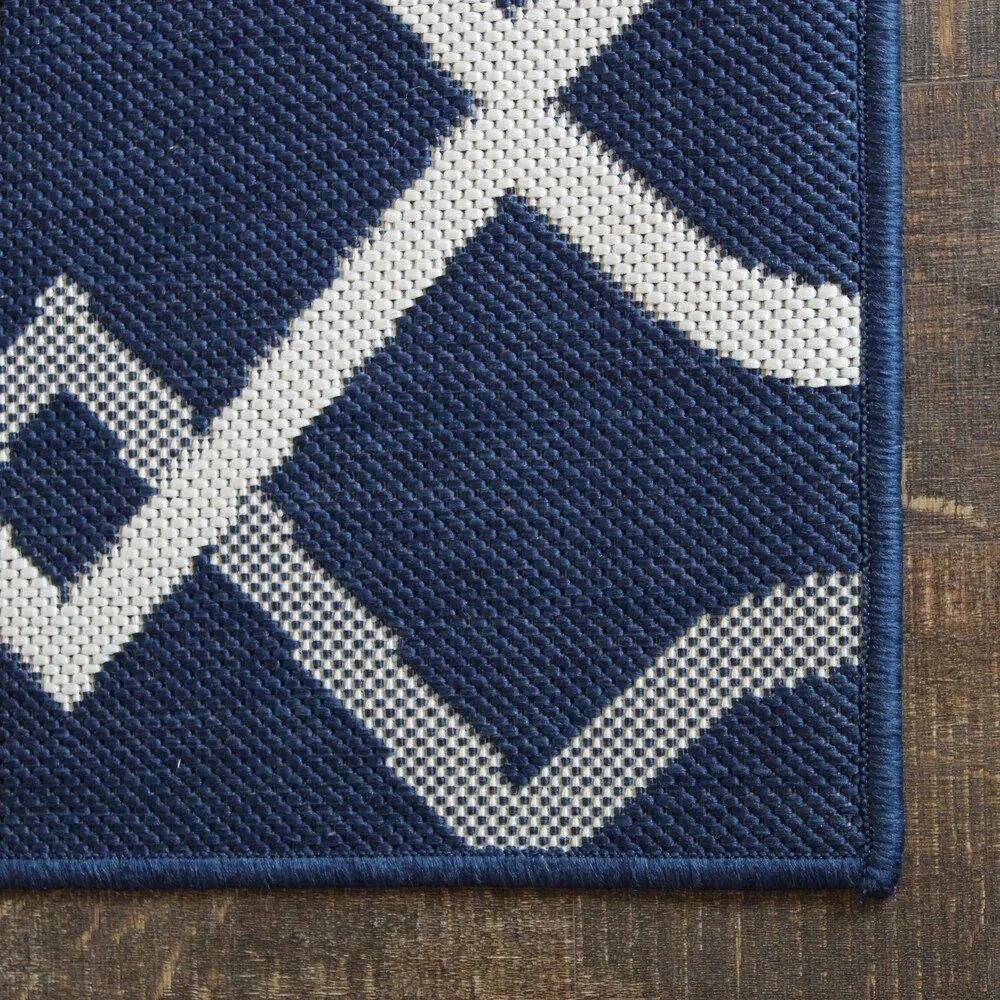 Brexley Home Navy Indoor / Outdoor Rug