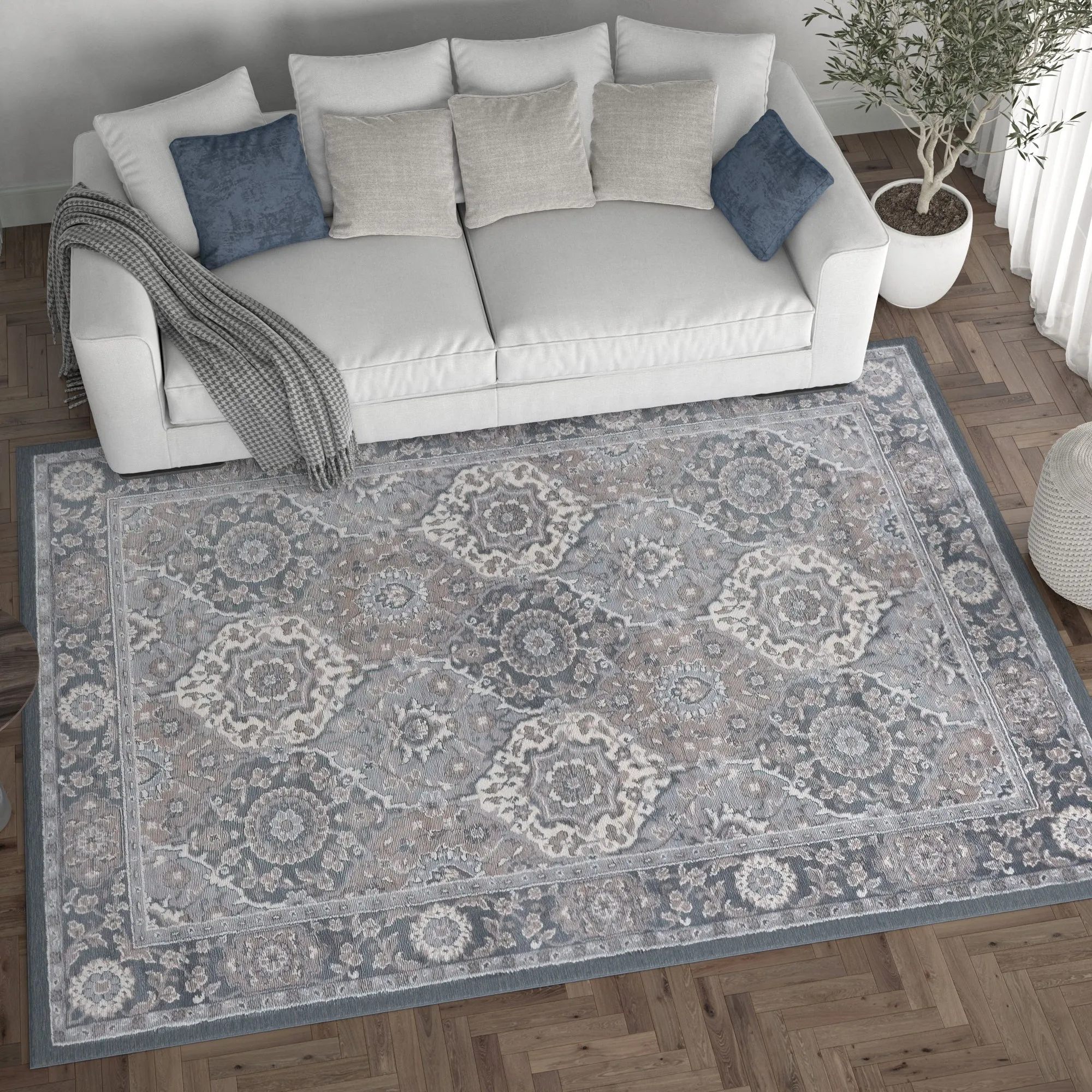 Carrington Traditional Oriental Indoor Area Rug