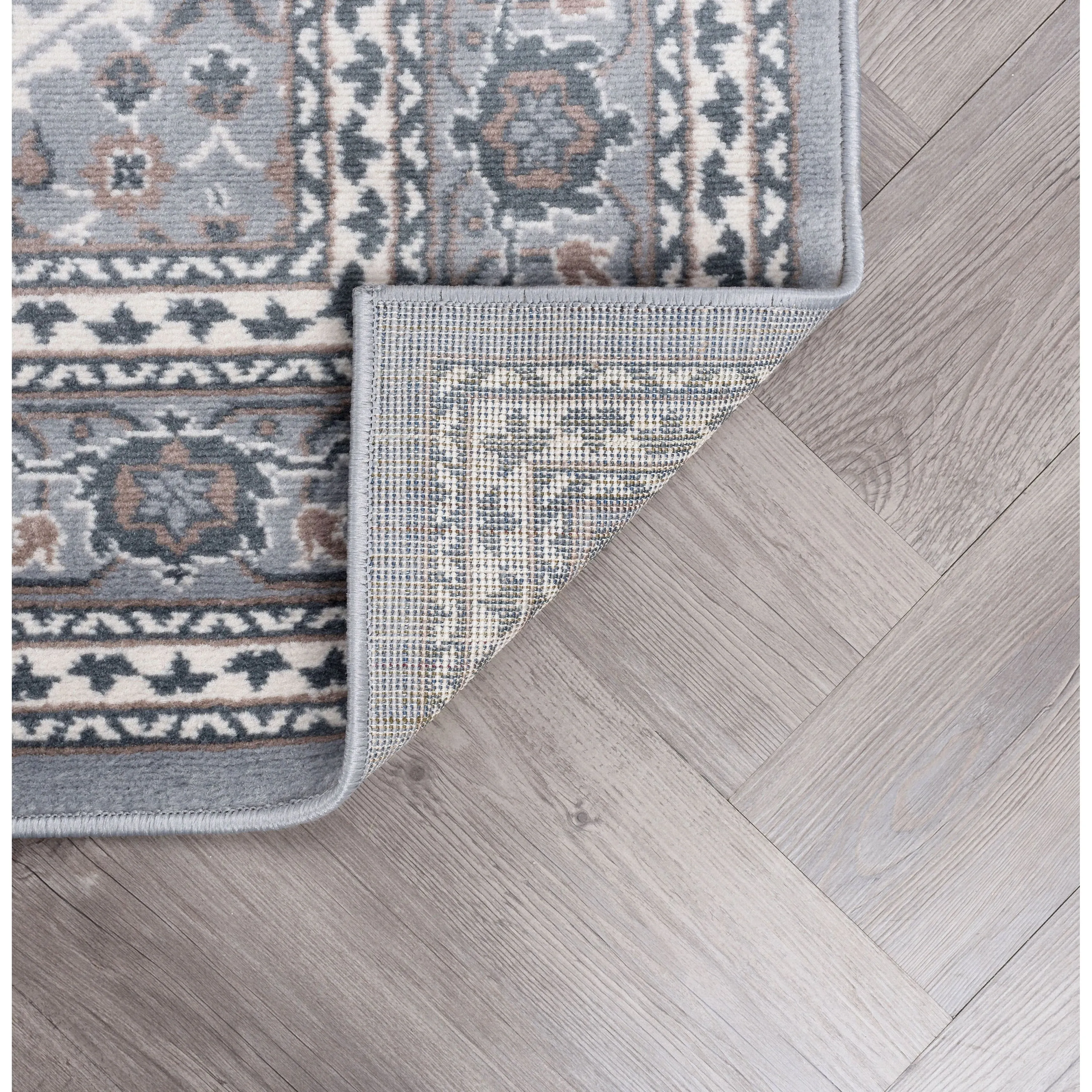 Carrington Traditional Oriental Indoor Area Rug