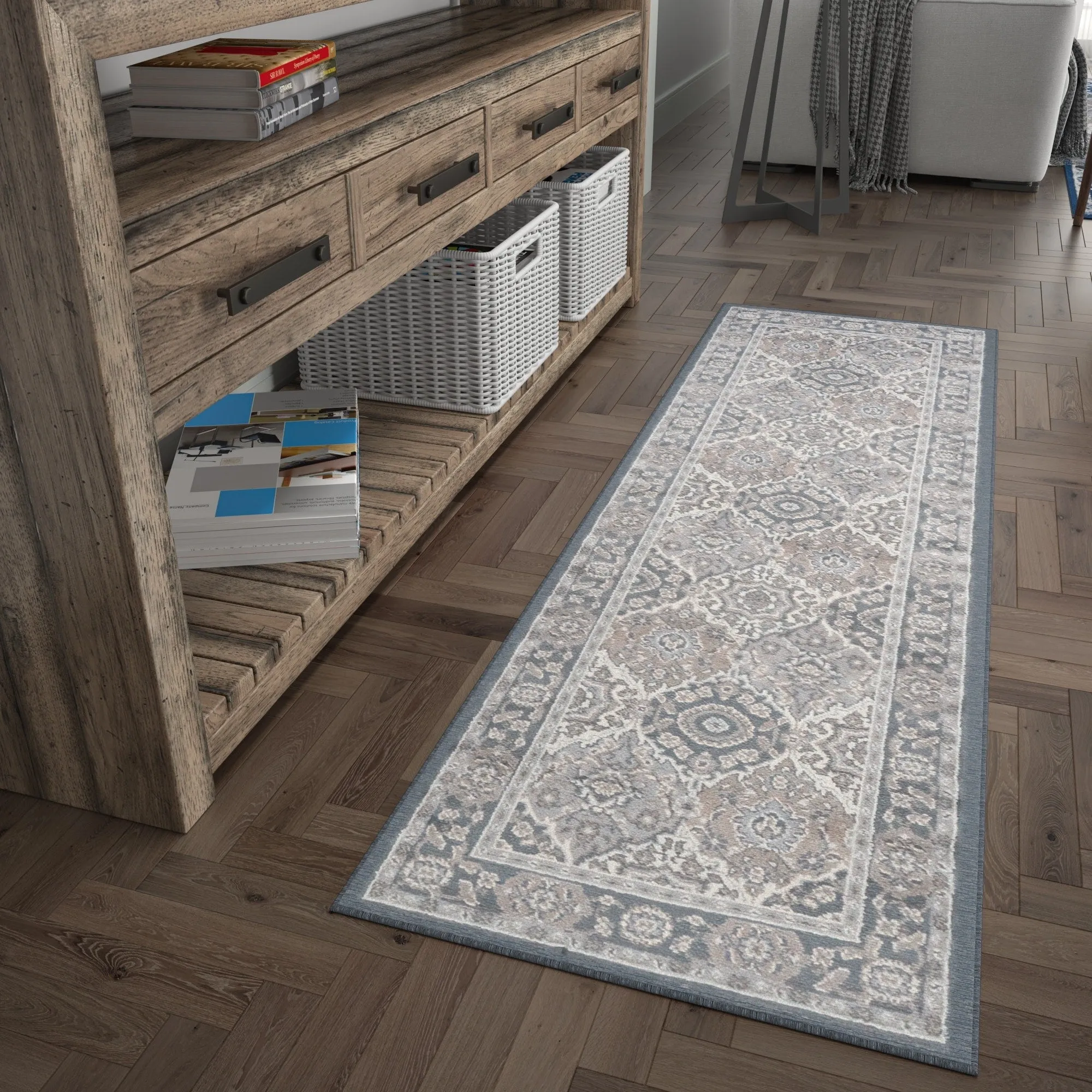 Carrington Traditional Oriental Indoor Area Rug