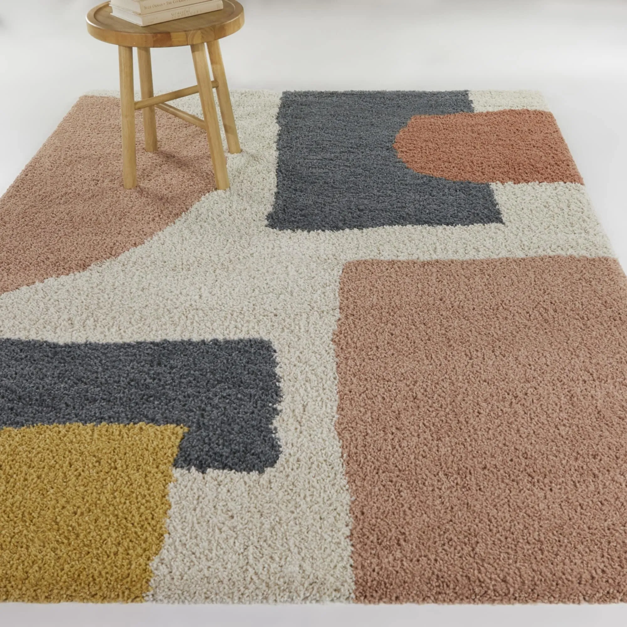 Chapelle Modern Geometric Shag Area Rug