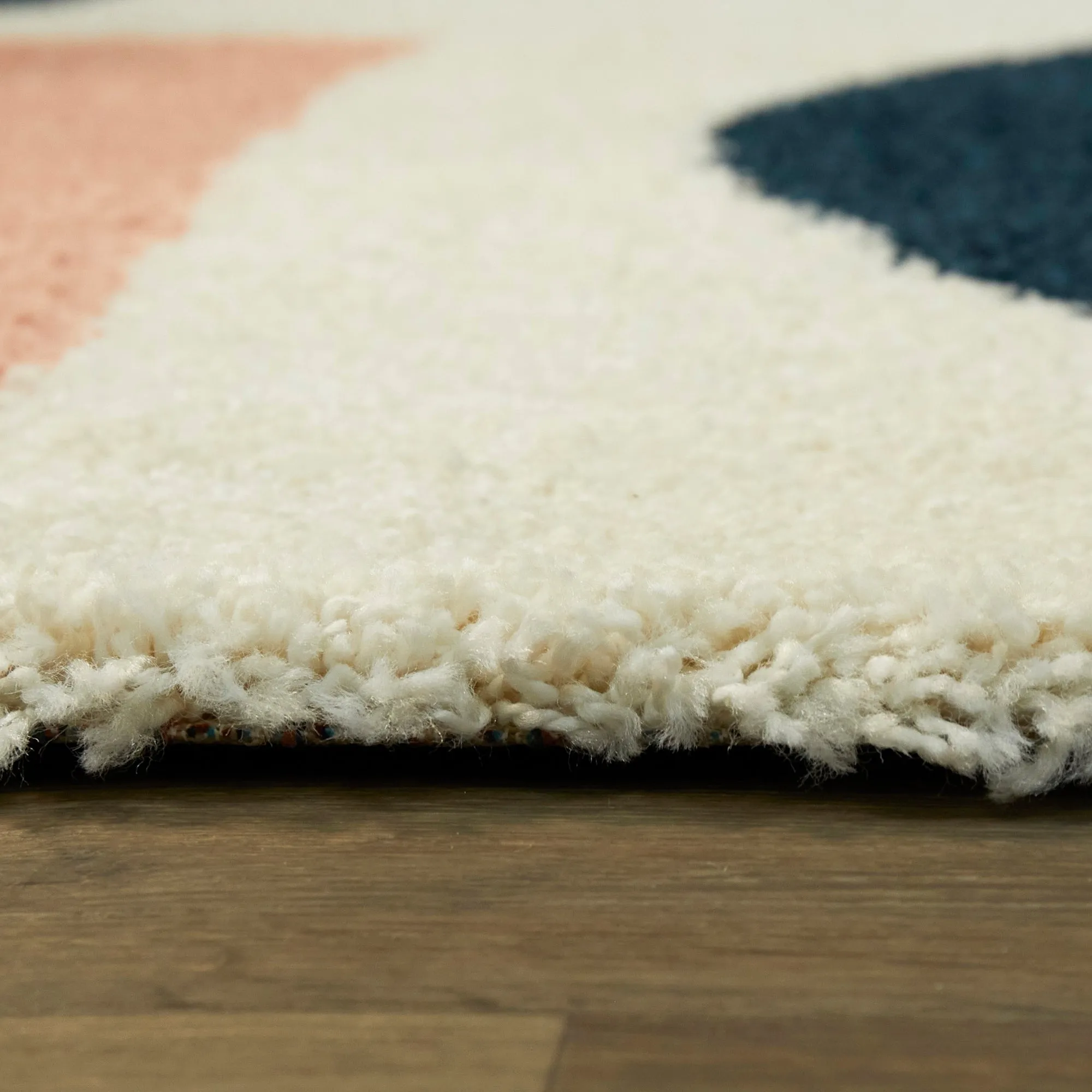 Chapelle Modern Geometric Shag Area Rug