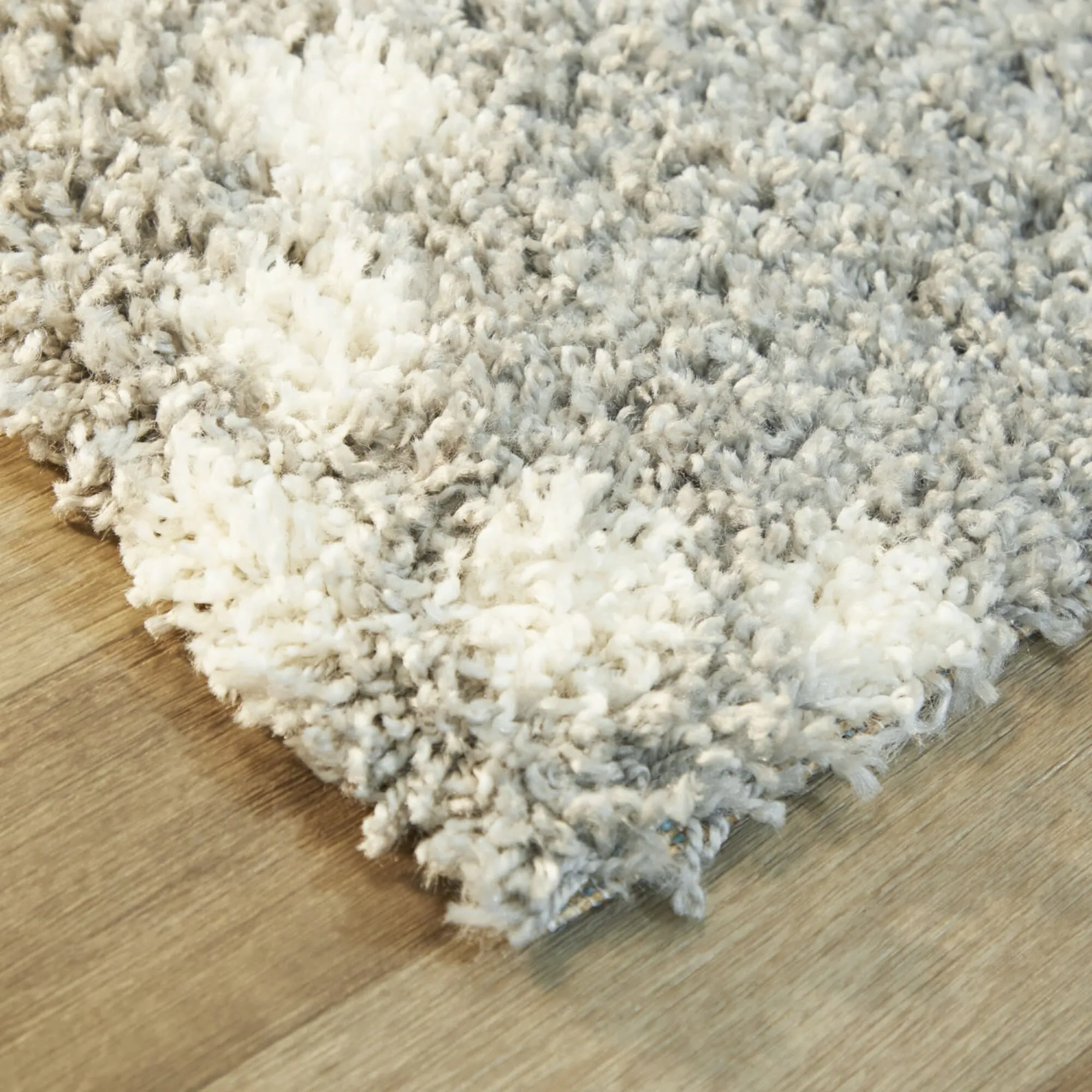 Cheshire Geometric Diamond Shag Area Rug