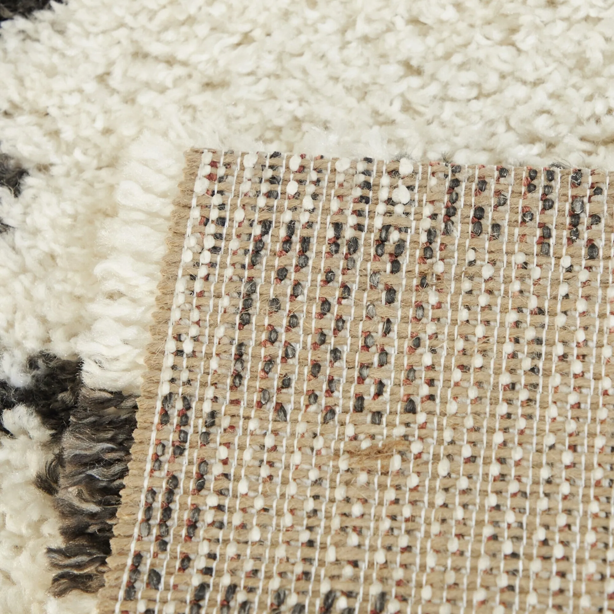 Cheshire Geometric Diamond Shag Area Rug