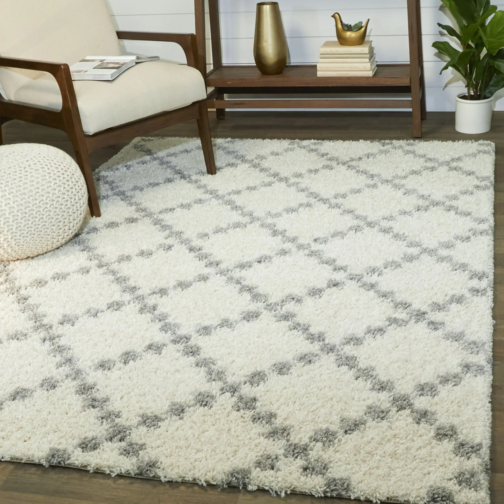 Cheshire Geometric Diamond Shag Area Rug