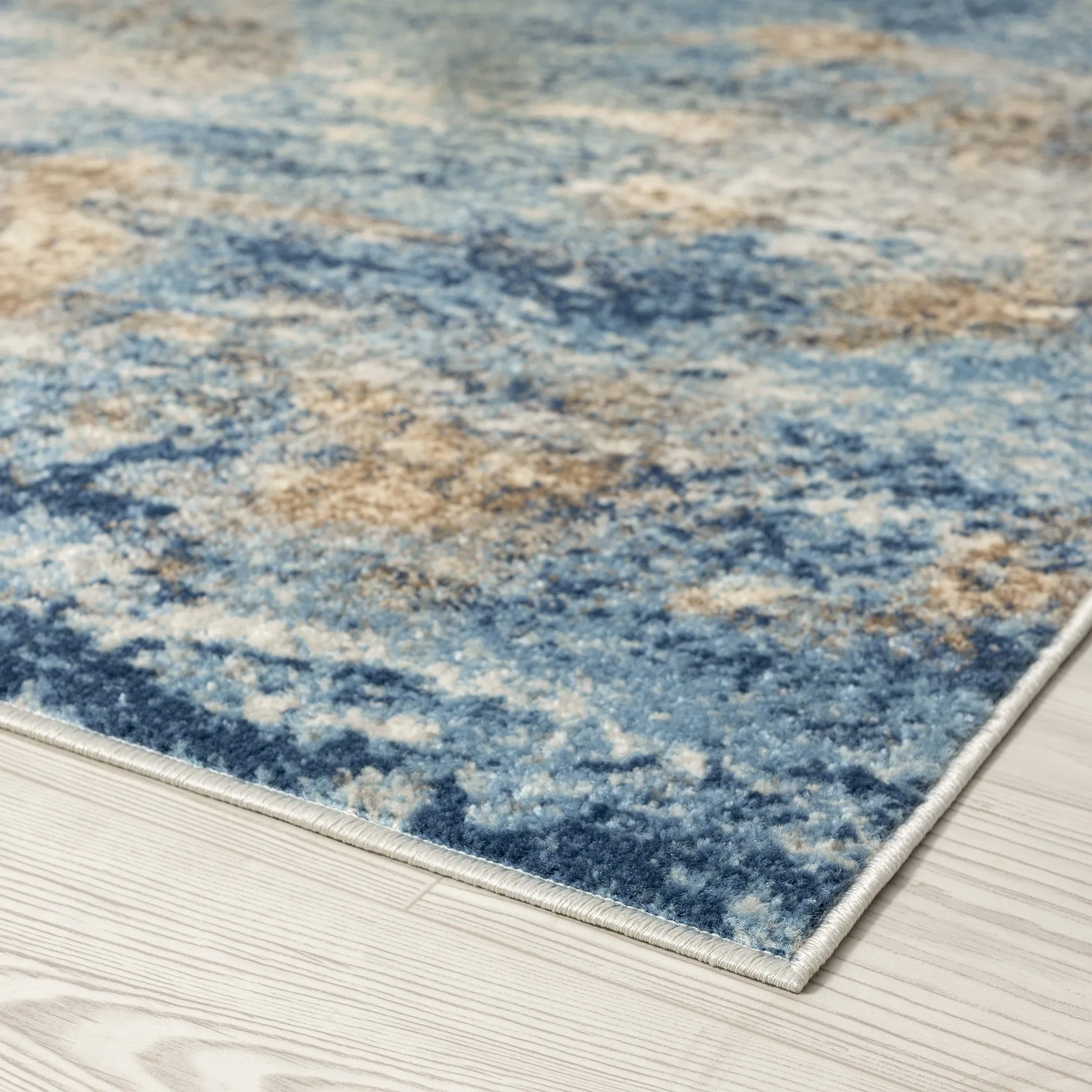 Chesney Modern & Contemporary Abstract Indoor Area Rug