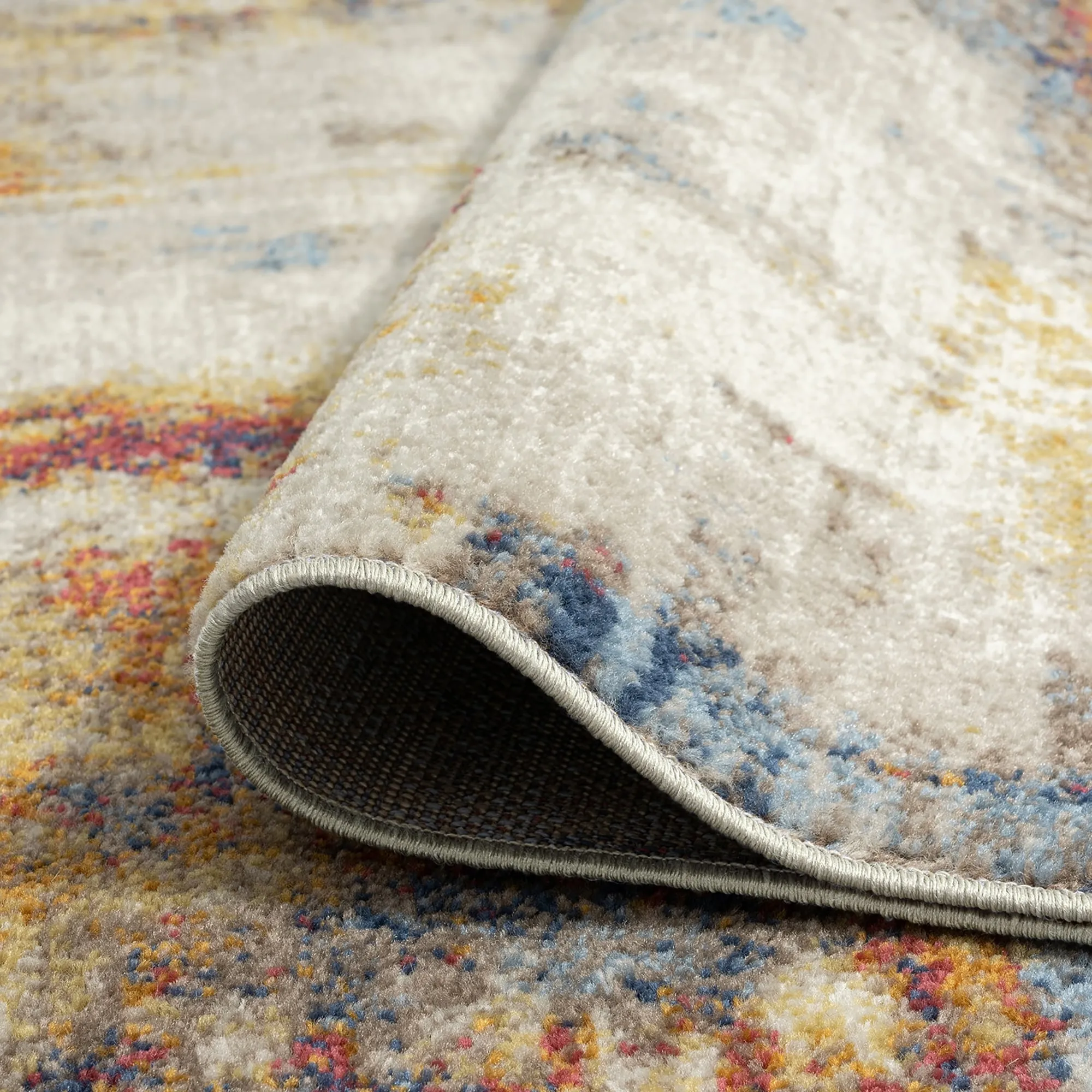 Chesney Modern & Contemporary Abstract Indoor Area Rug