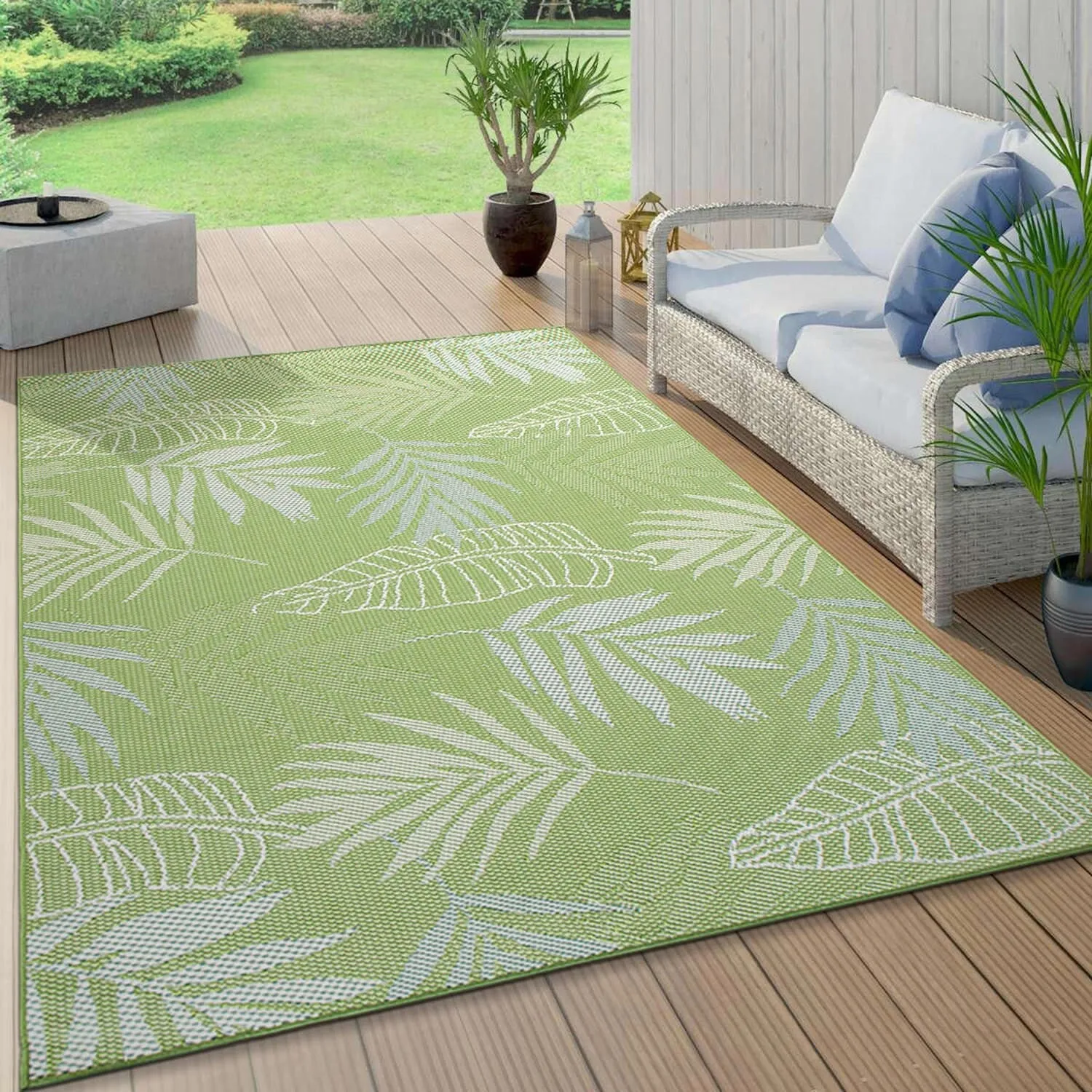 Contemporary Floral Leaves Indoor/Outdoor Flatweave Waterproof Backyard Patio Area Rug