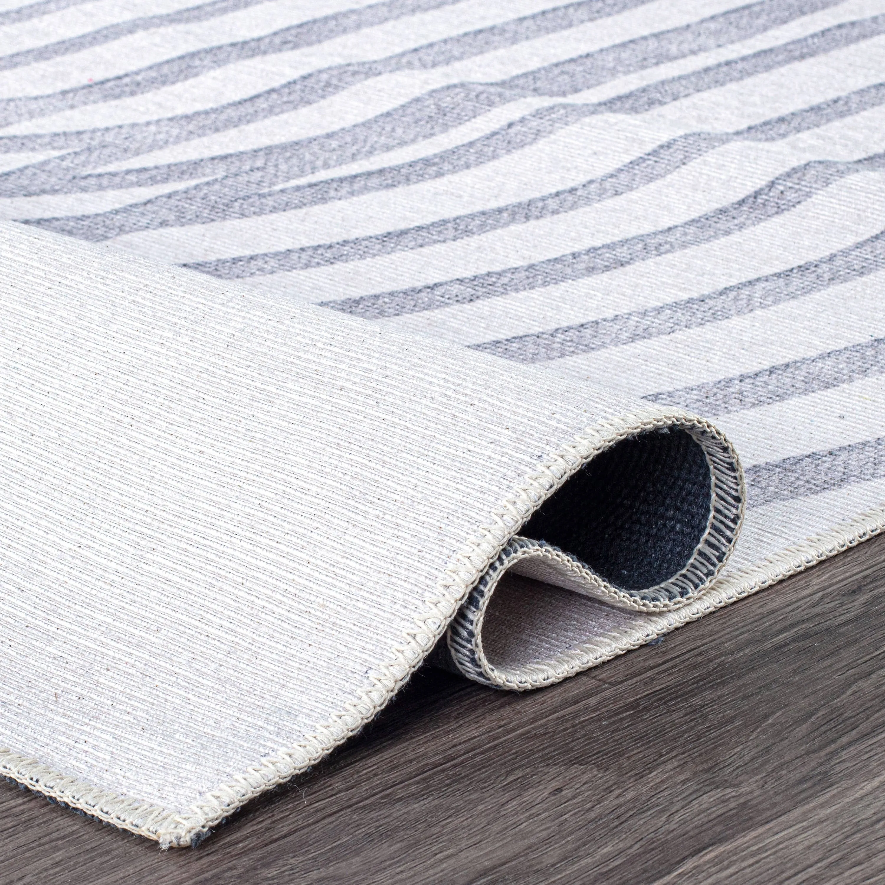 Contemporary Lines Machine Washable Area Rug