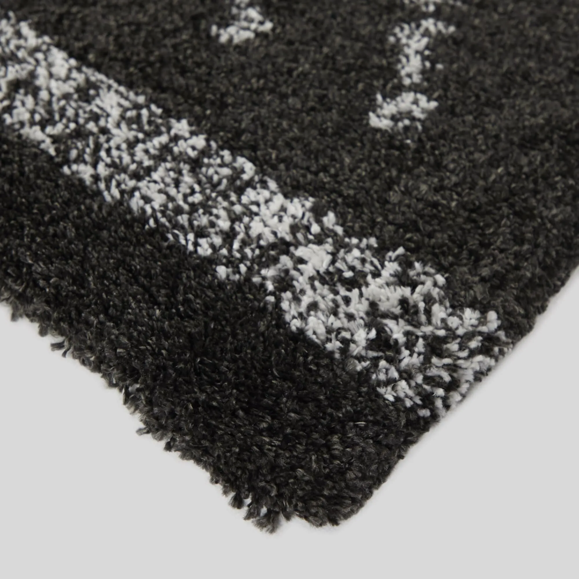 Culver Southwestern Diamond Shag Area Rug
