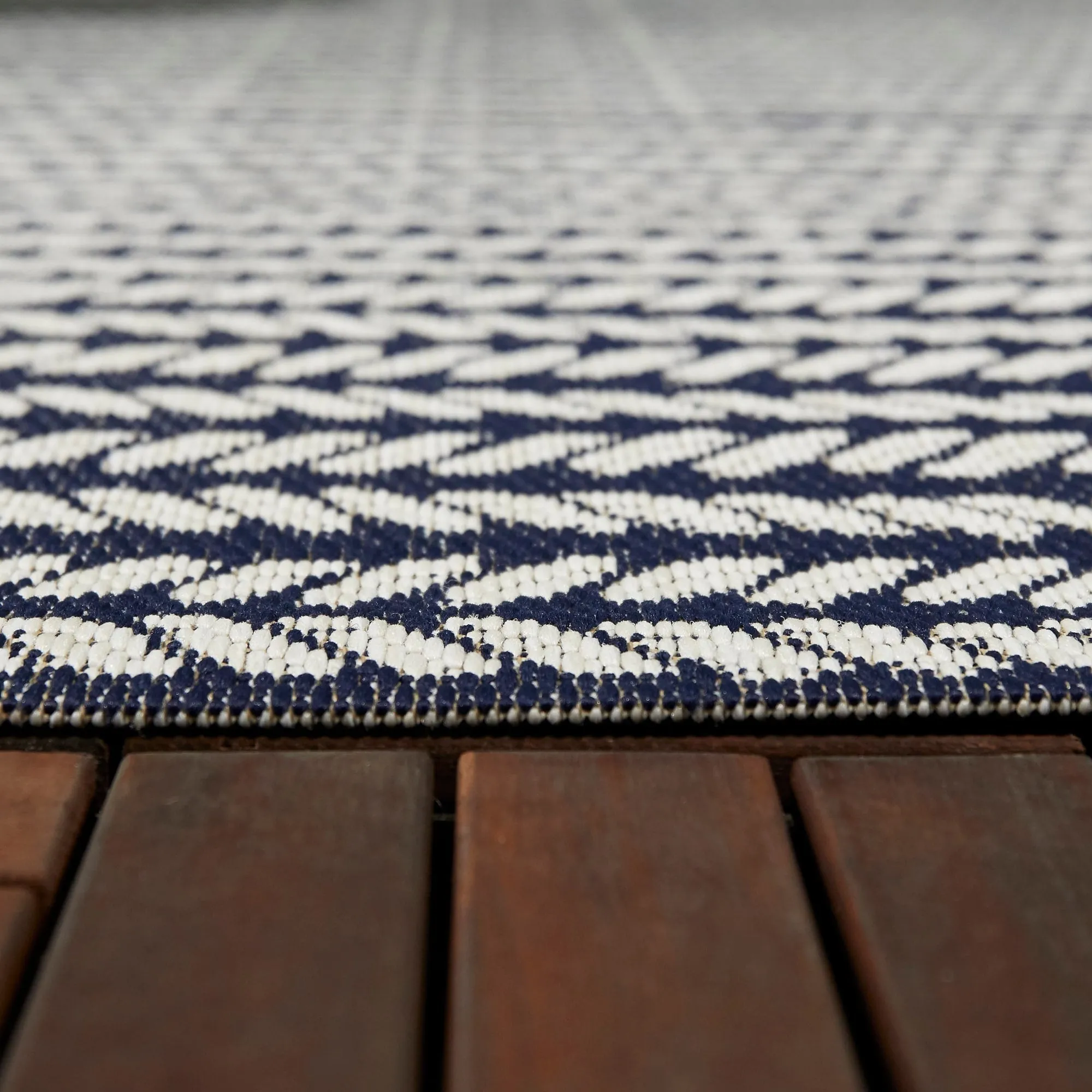 Dean Nautical Stripe Indoor/Outdoor Area Rug