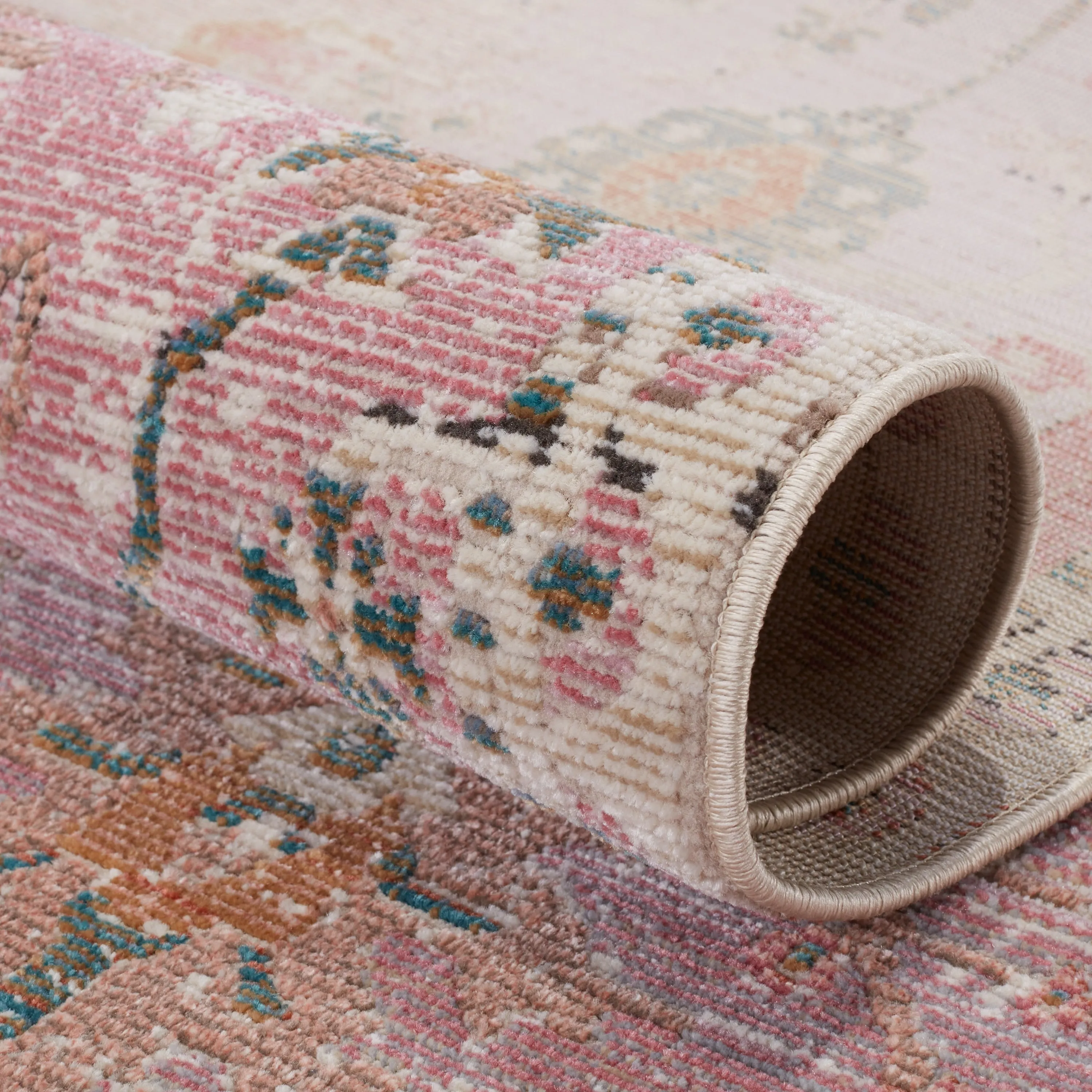 Elva Indoor/ Outdoor Oriental Area Rug