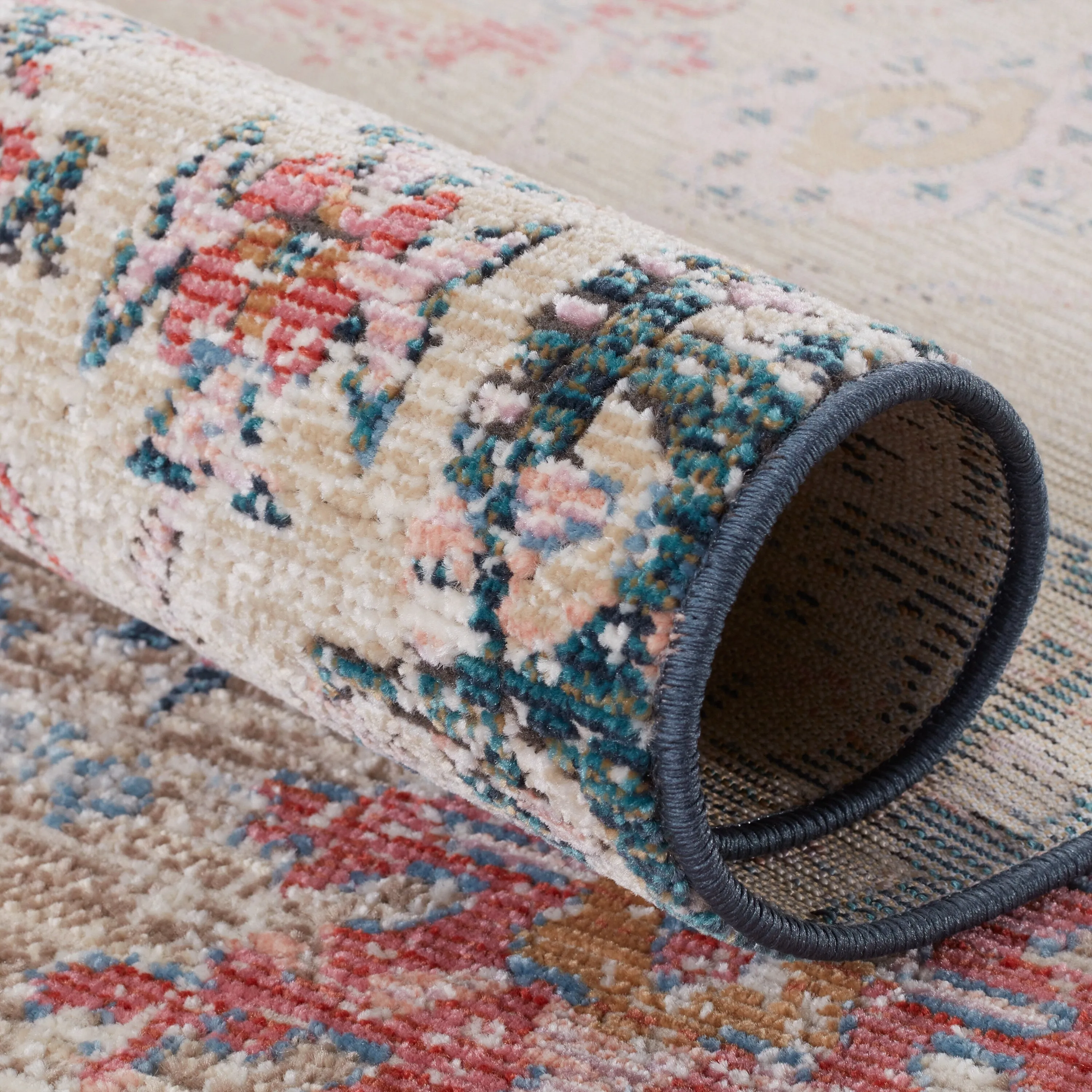 Elva Indoor/ Outdoor Oriental Area Rug
