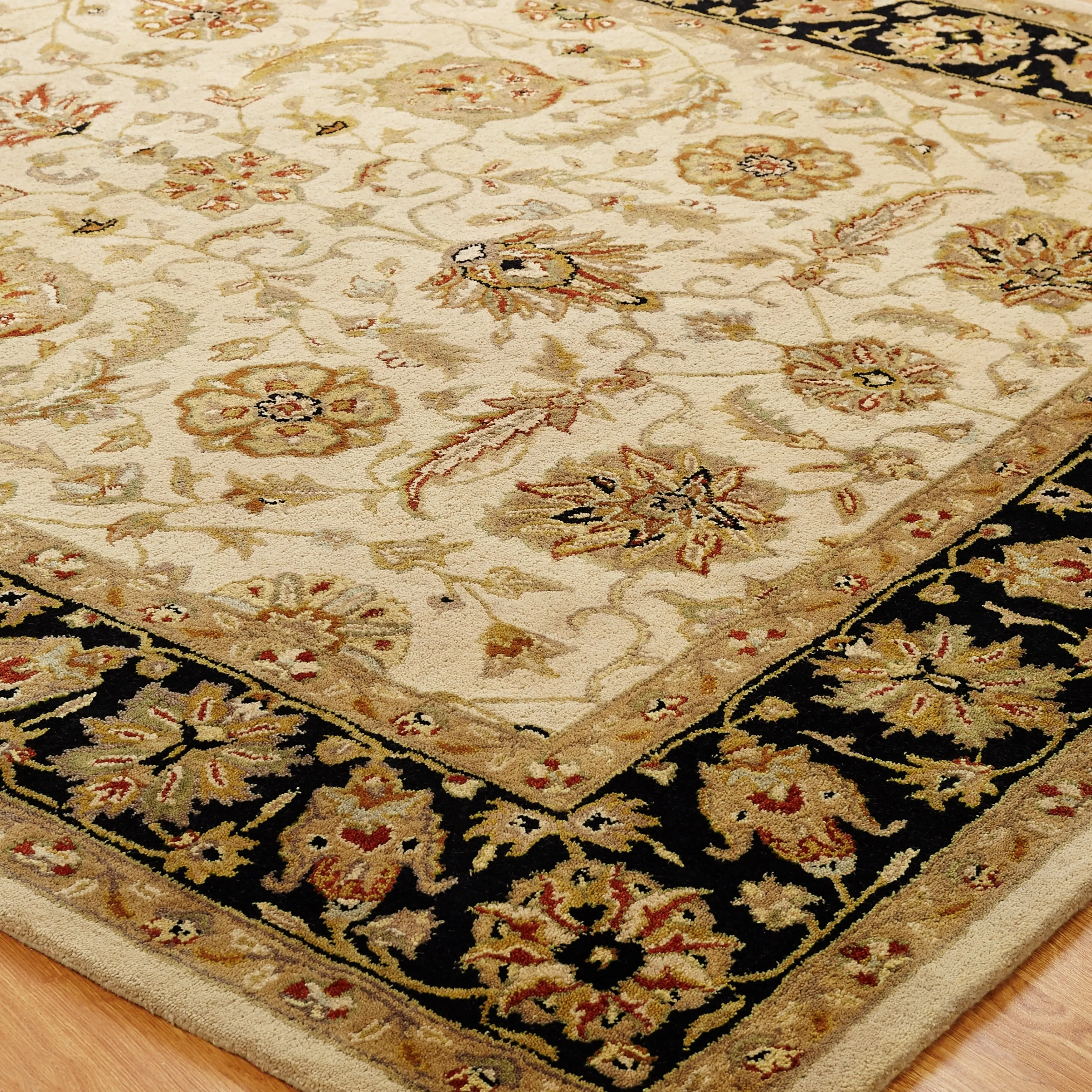 Empire Ivory and Black Wool Hand-tufted Area Rug