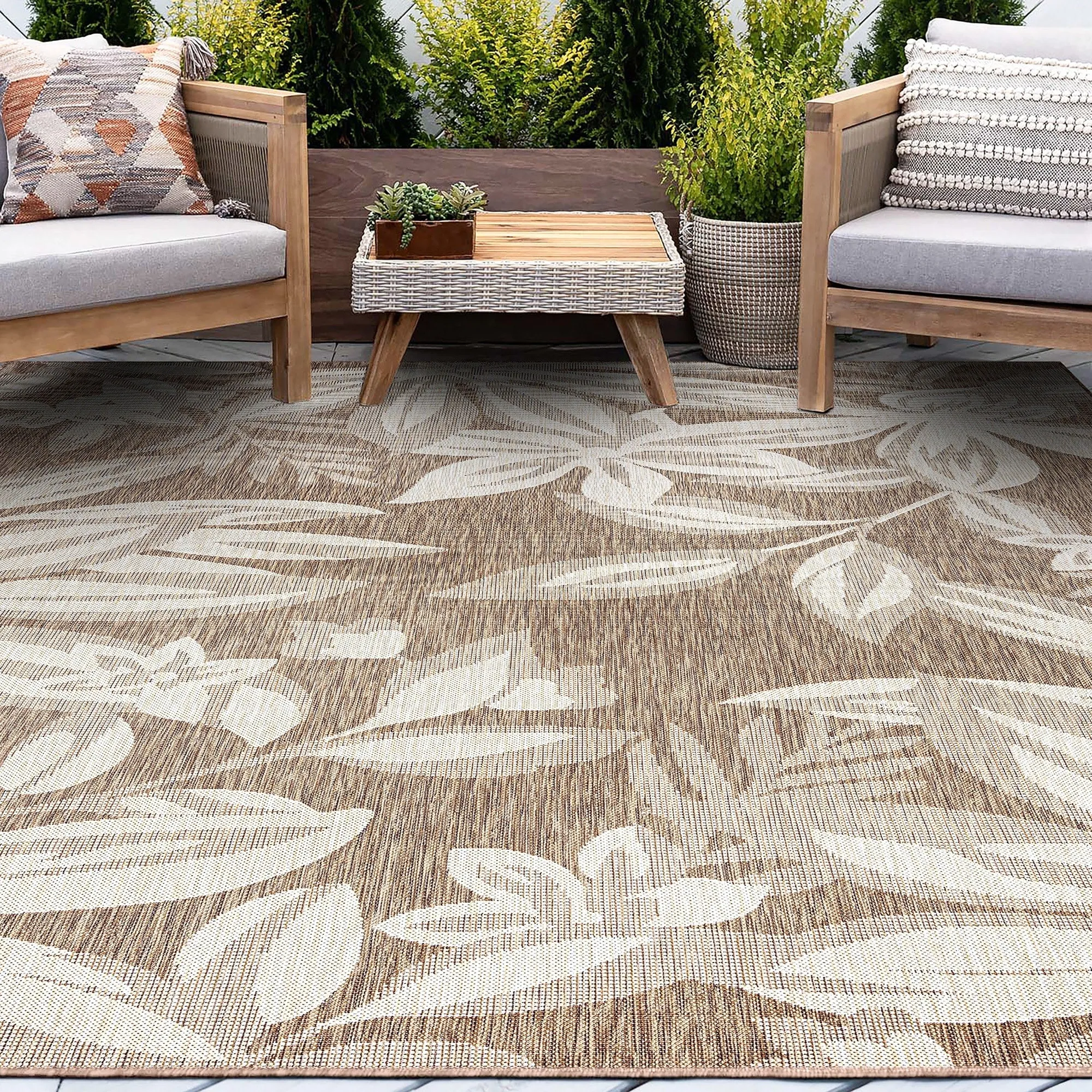 Exo Coastal Floral Indoor/Outdoor Area Rug
