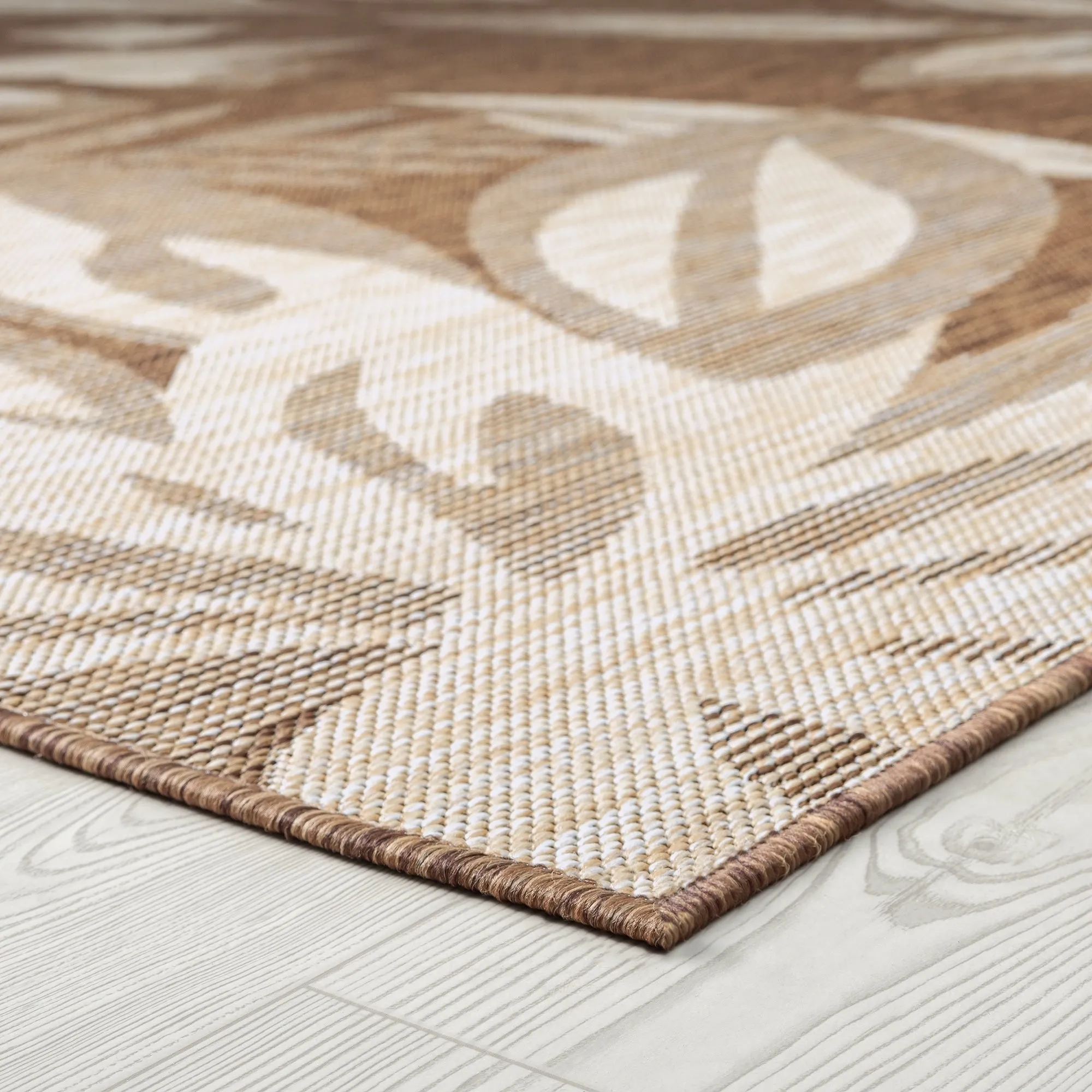 Exo Coastal Floral Indoor/Outdoor Area Rug