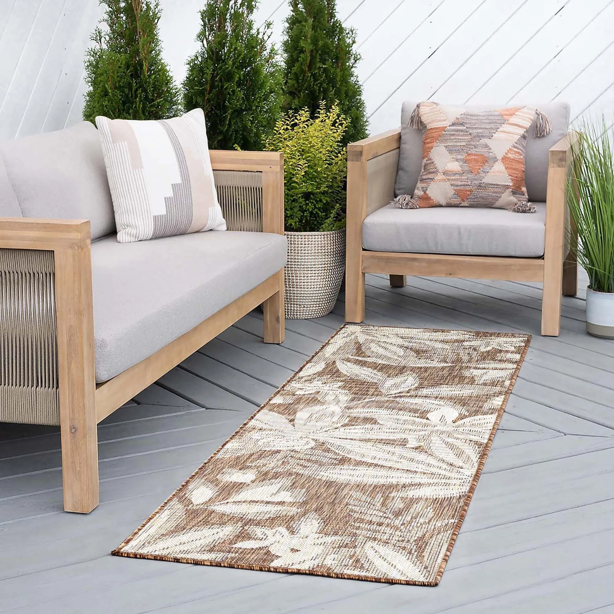 Exo Coastal Floral Indoor/Outdoor Area Rug