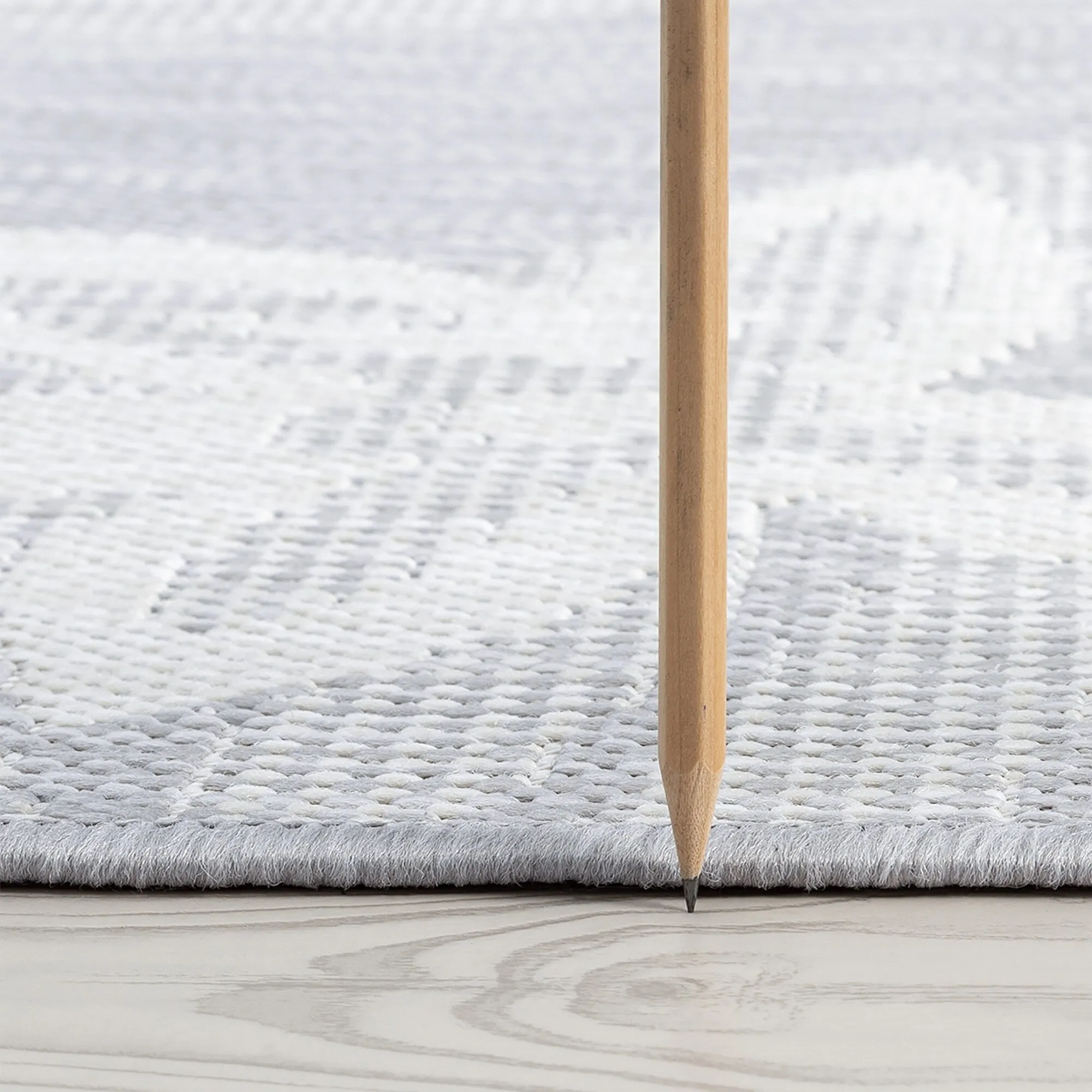 Exo Coastal Floral Indoor/Outdoor Area Rug
