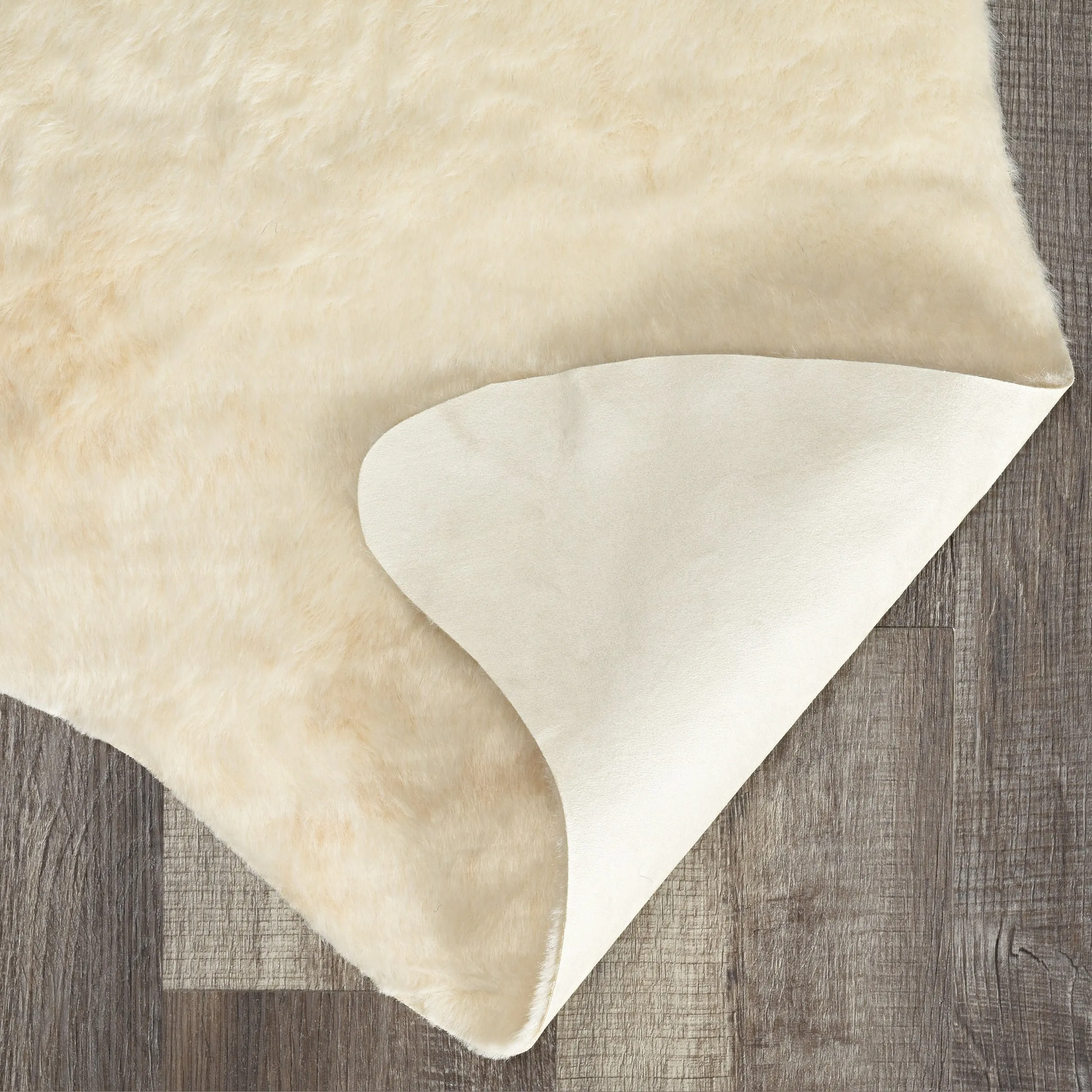 Faux Cowhide Area Rug - 5' x 6'6