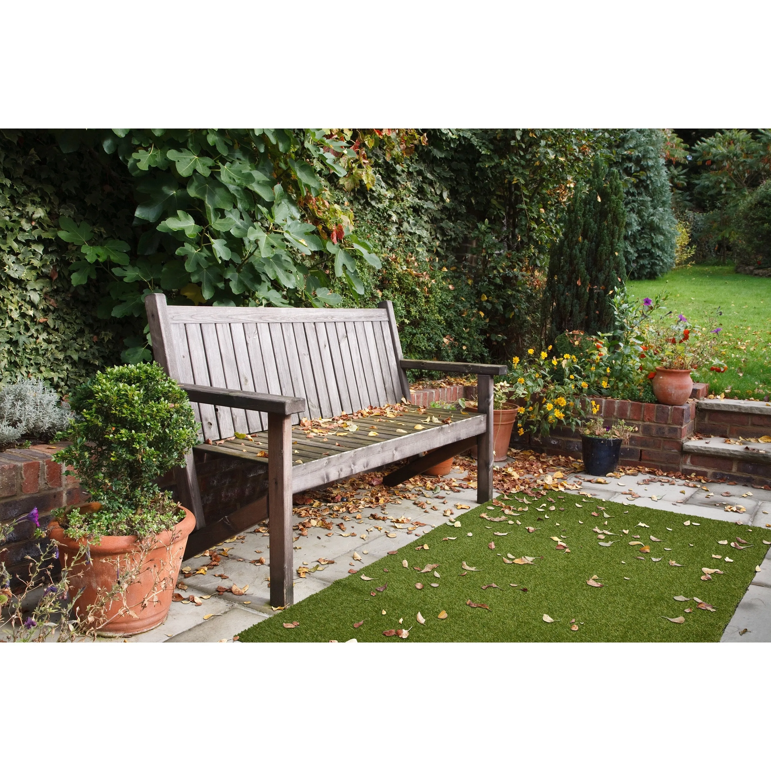 Garland Realistic Artificial Grass Turf Green Indoor /Outdoor Area Rug