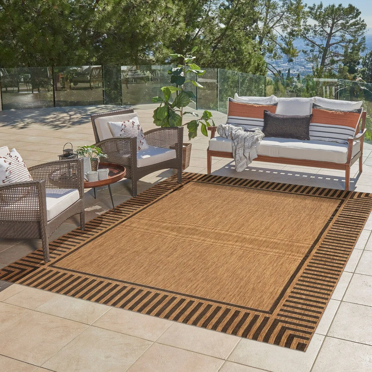 Gertmenian Paseo Kiano Modern Stripe Border Polypropylene Flatweave Indoor/ Outdoor Area Rug