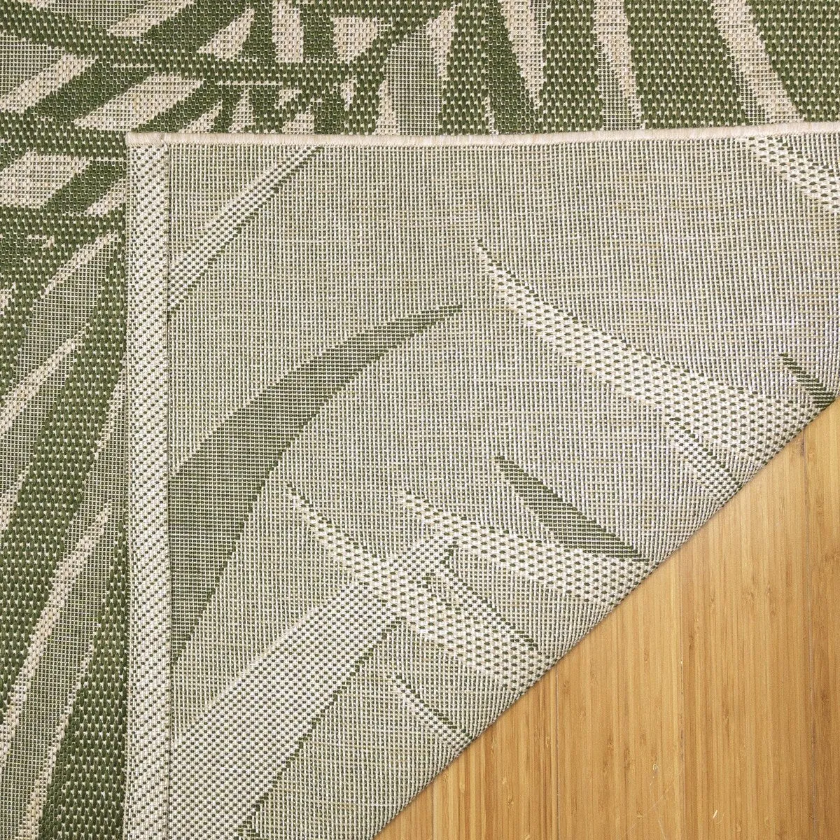 Gertmenian Paseo Paume Green Casual Palm Leaf Flatweave Indoor/ Outdoor Area Rug