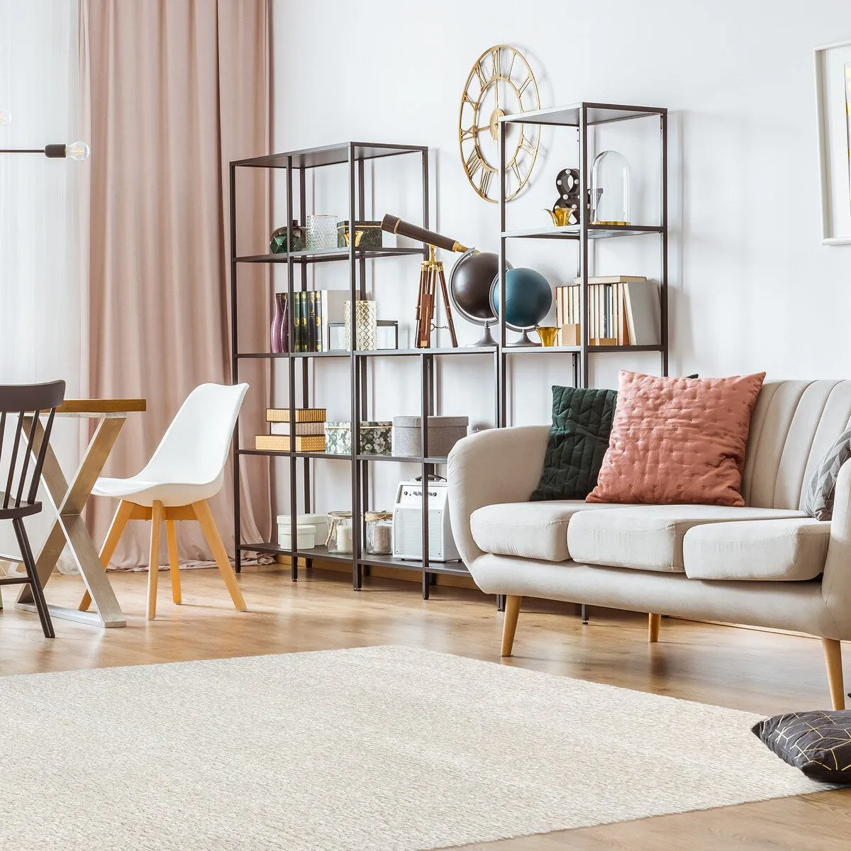 Gertmenian Thayer Solid Modern Ivory Shag Area Rug