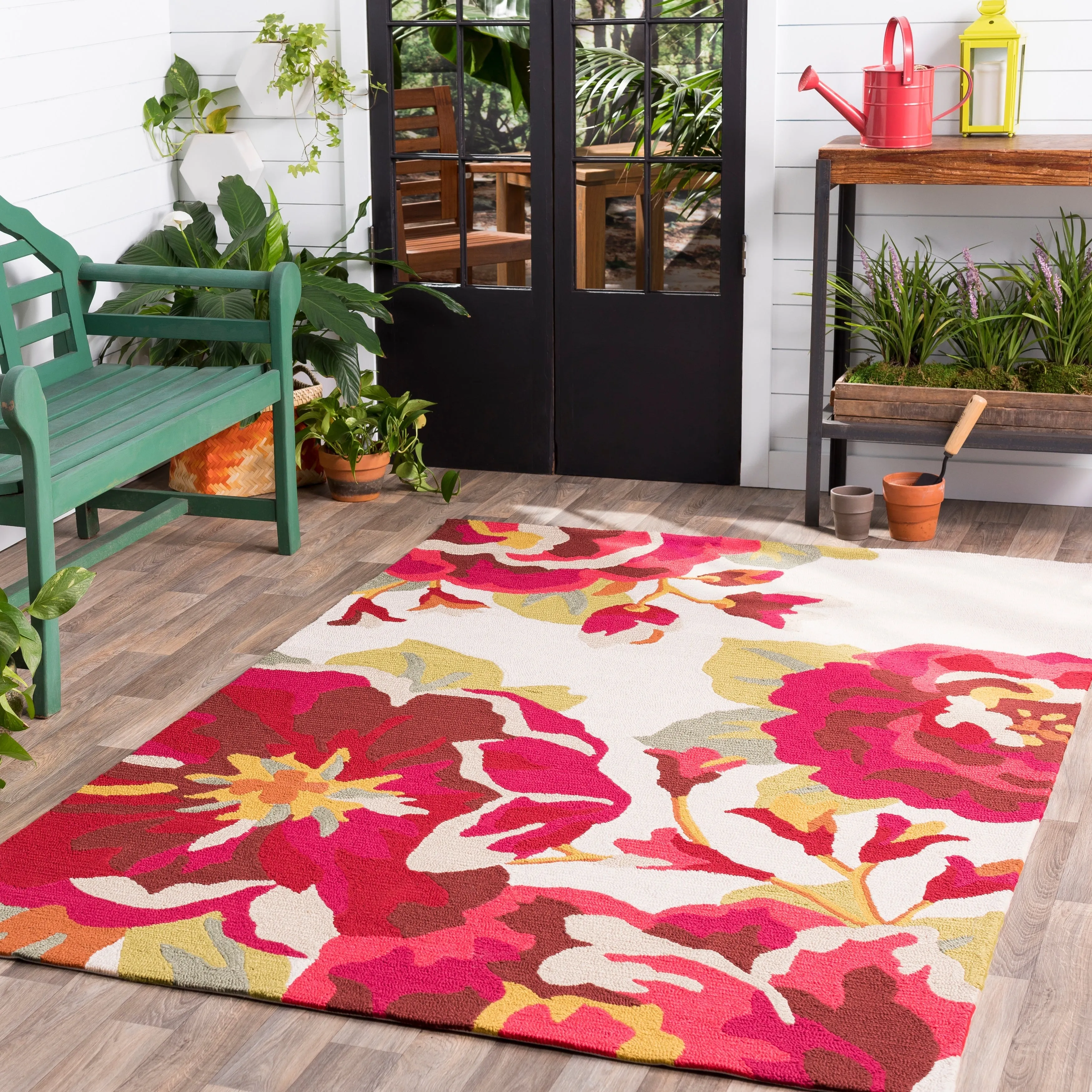 Hand-Hooked Deon Floral Area Rug