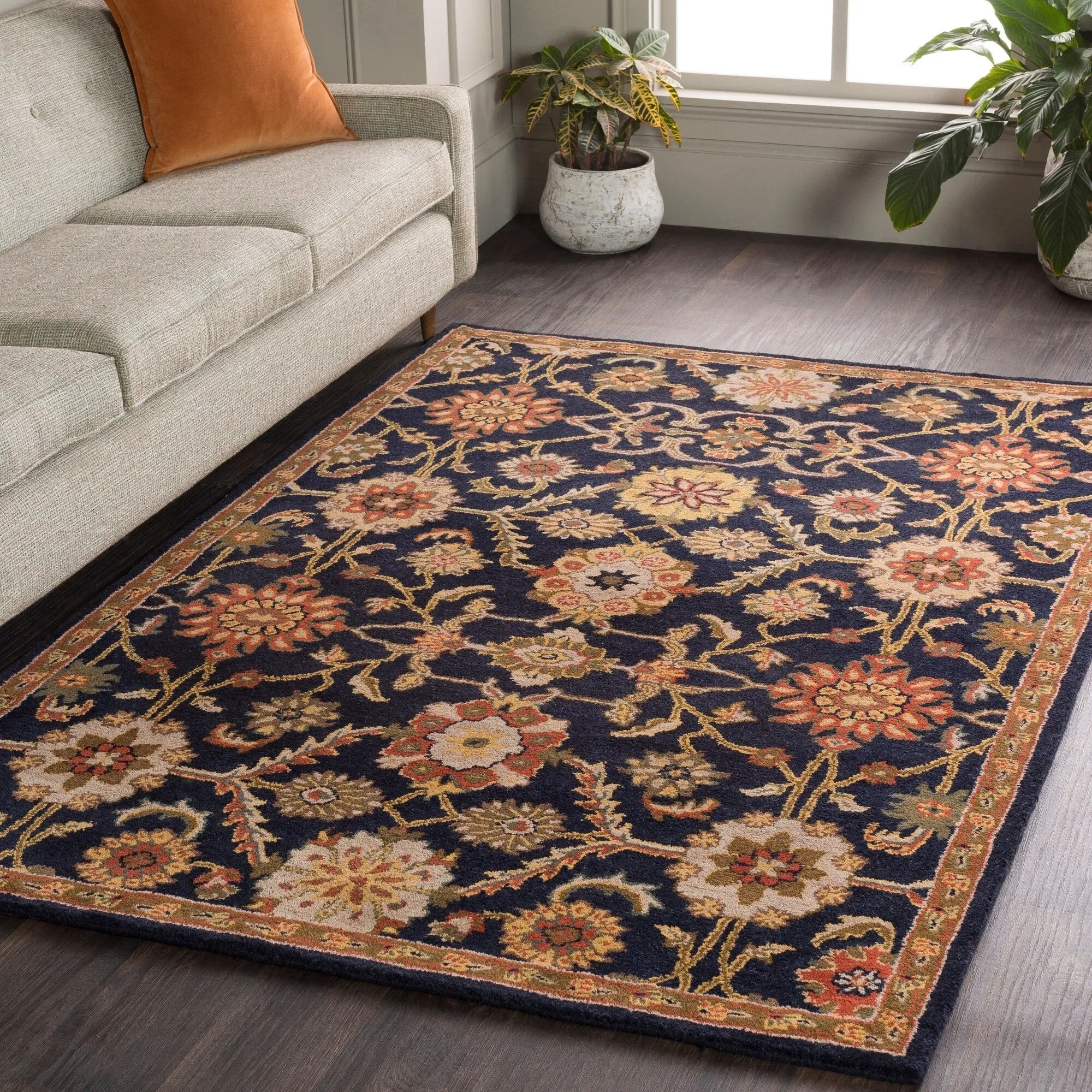 Hand-Tufted Dreux Floral Wool Rug