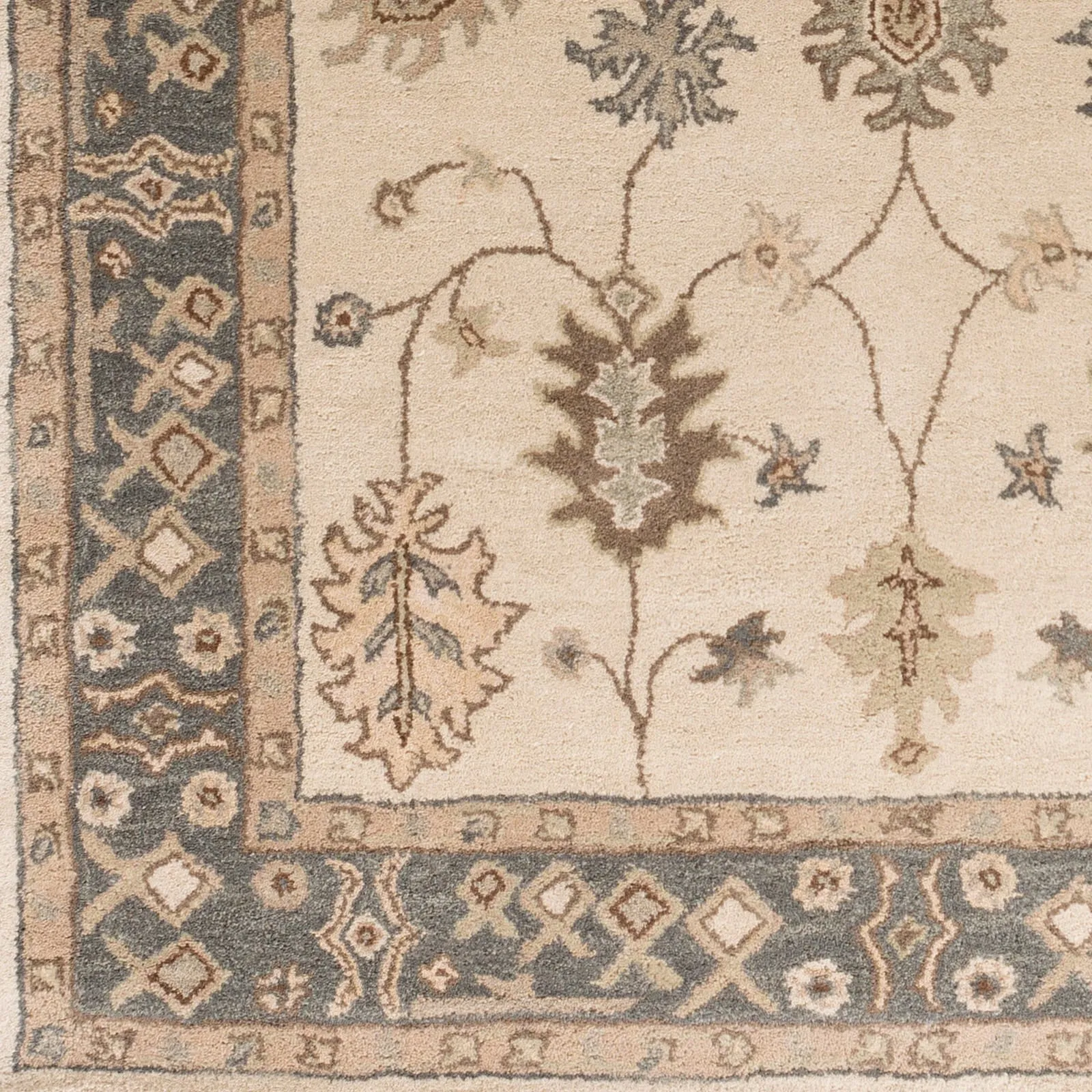 Hand-Tufted Tring Border Wool Rug (3' x 5') - 3' x 5'